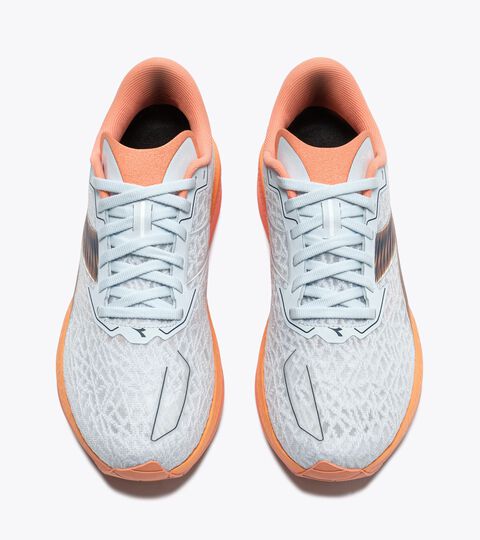 Zapatilla de running - Estabilidad y ligereza - Mujer
 MYTHOS BLUSHIELD VOLO 6 W COUNTRY AIR/PEACH COBBLER - Diadora