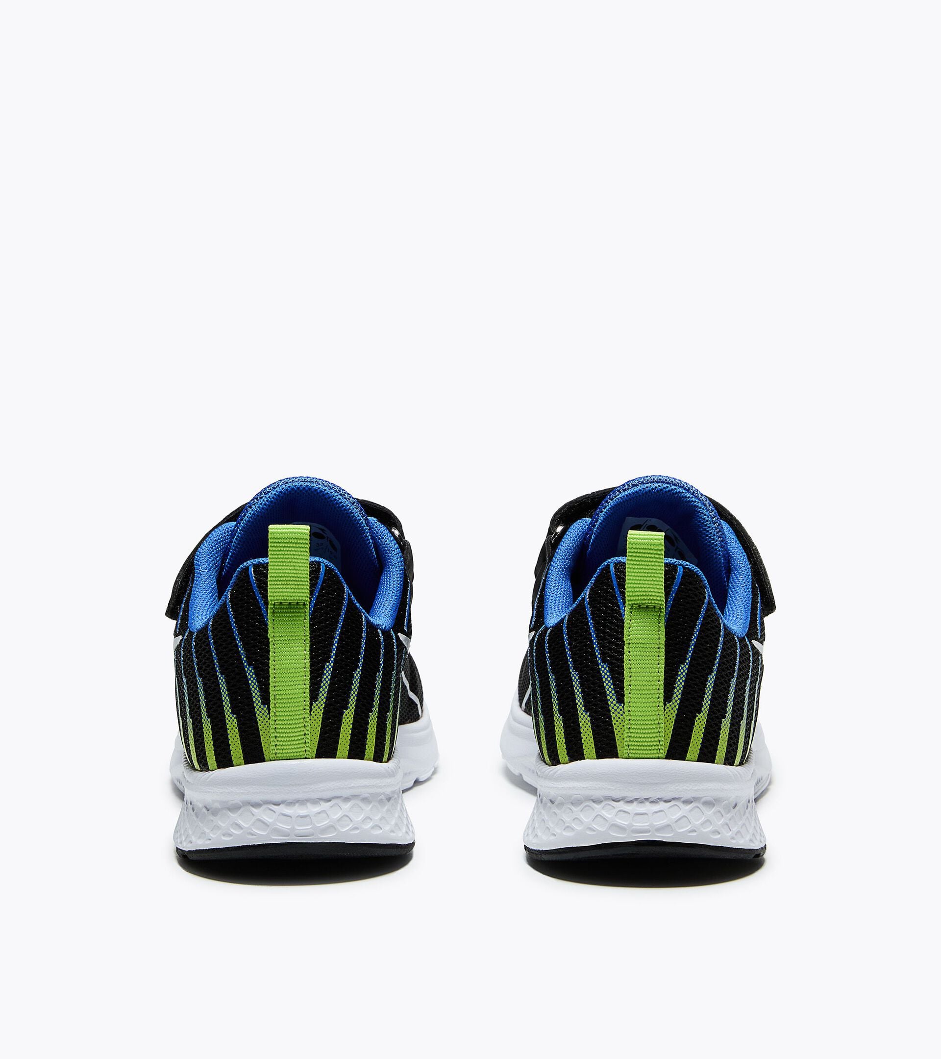 Chaussure de course junior - Tous genres FALCON 6 JR V NERO/BIANCO/BLU PALAZZO - Diadora