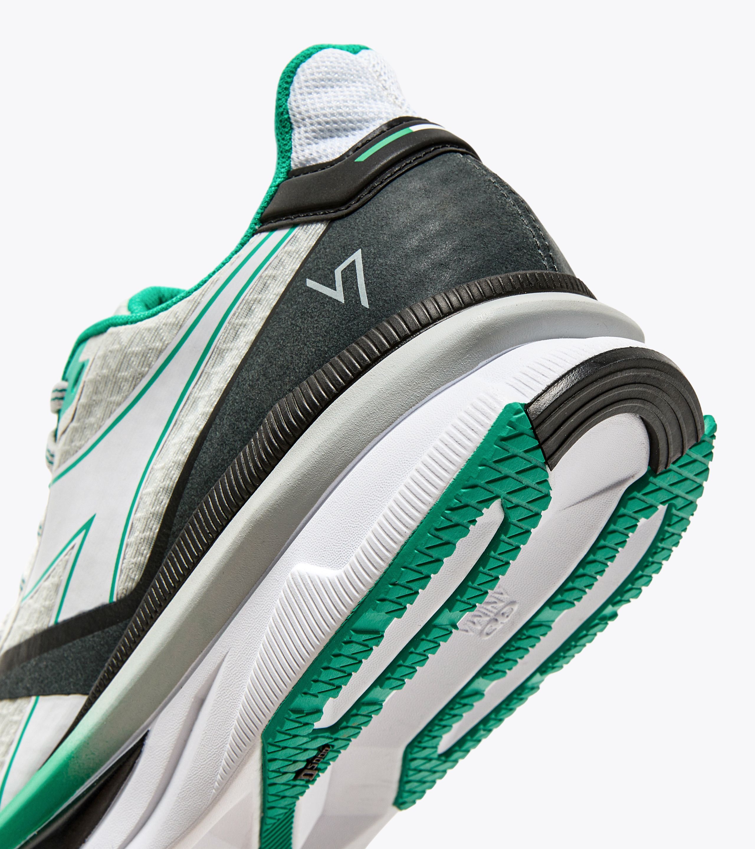 Diadora running shop