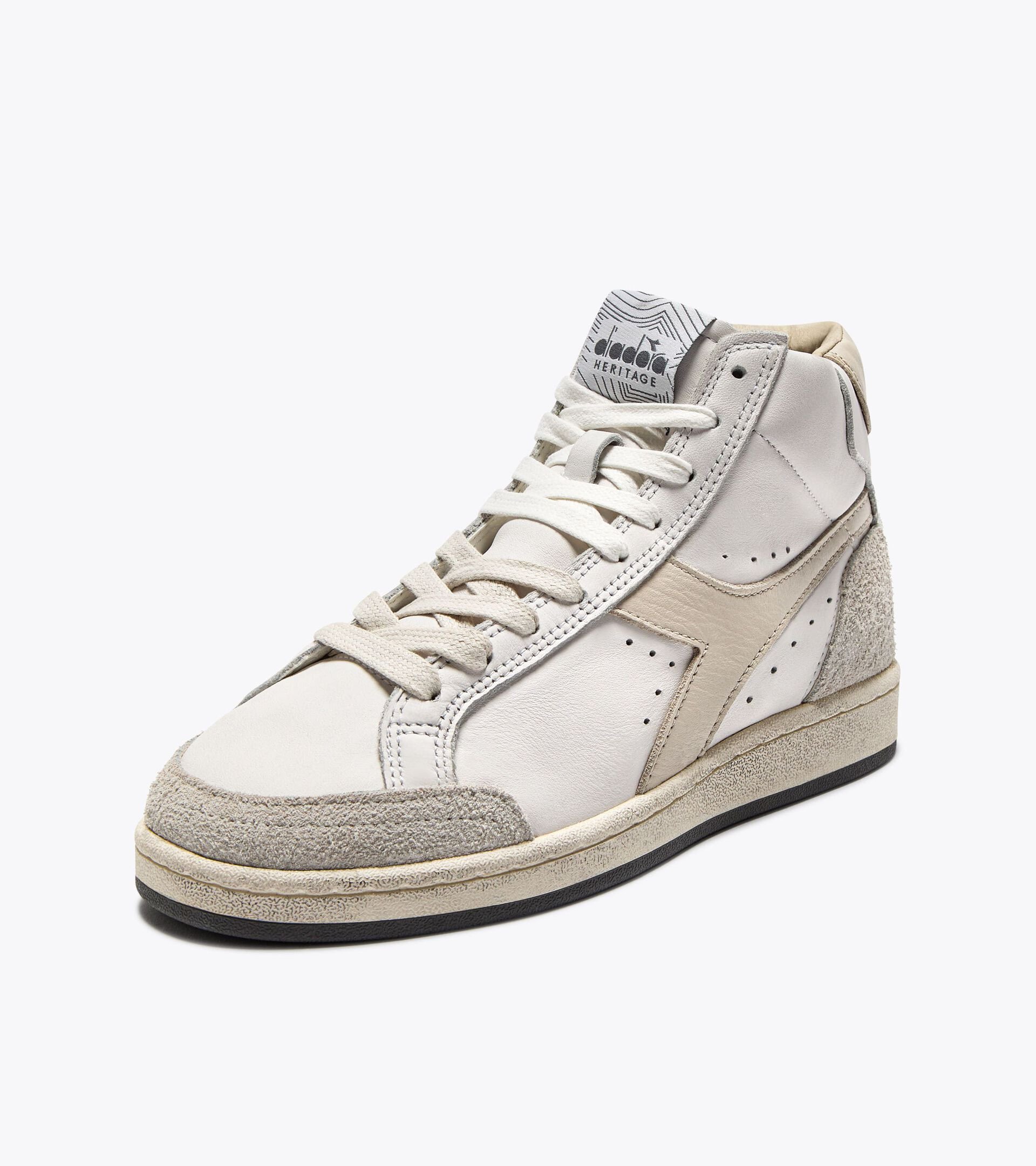 Heritage sneaker made from leather - All-gender
 PRESTIGE HIGH USED WHITE/MOONBEAM - Diadora