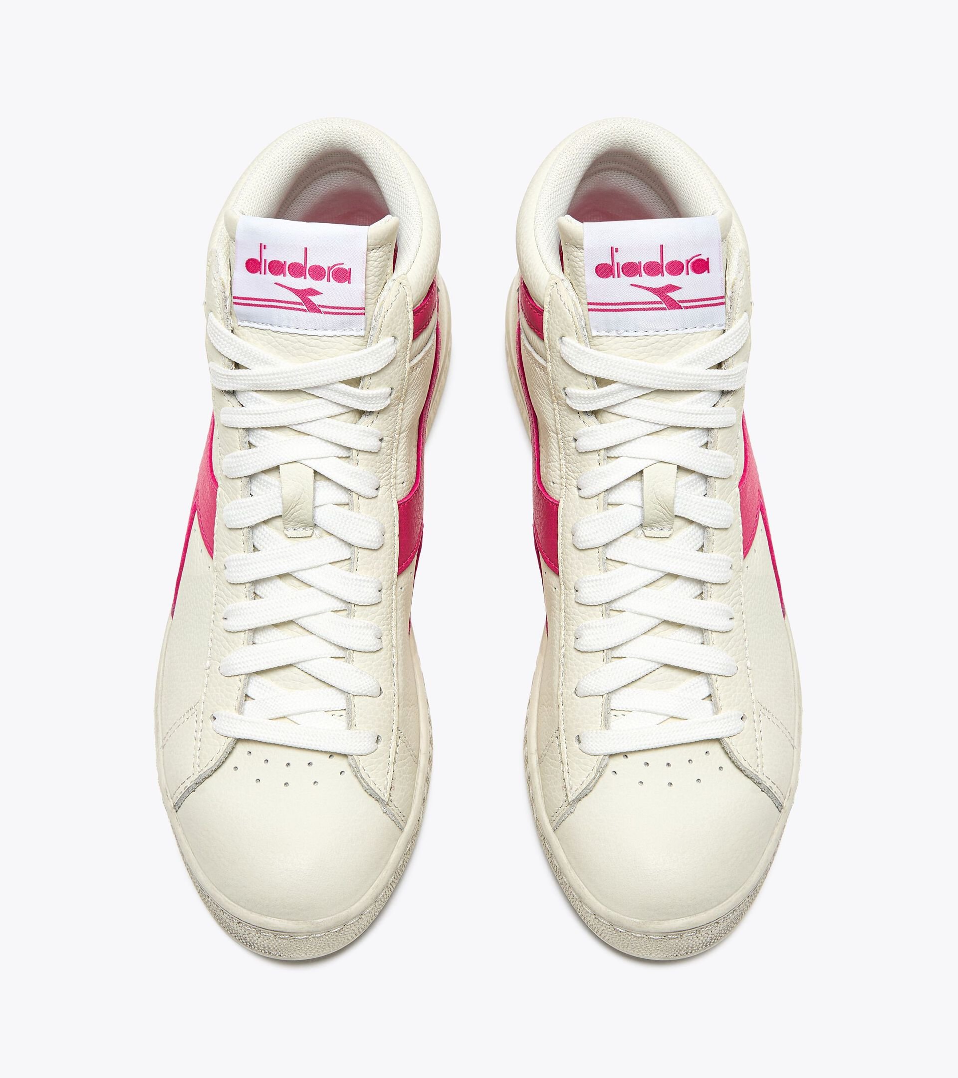 Sporty sneakers - All-Gender GAME L HIGH WAXED WHITE/RASPBERRY SORBET - Diadora