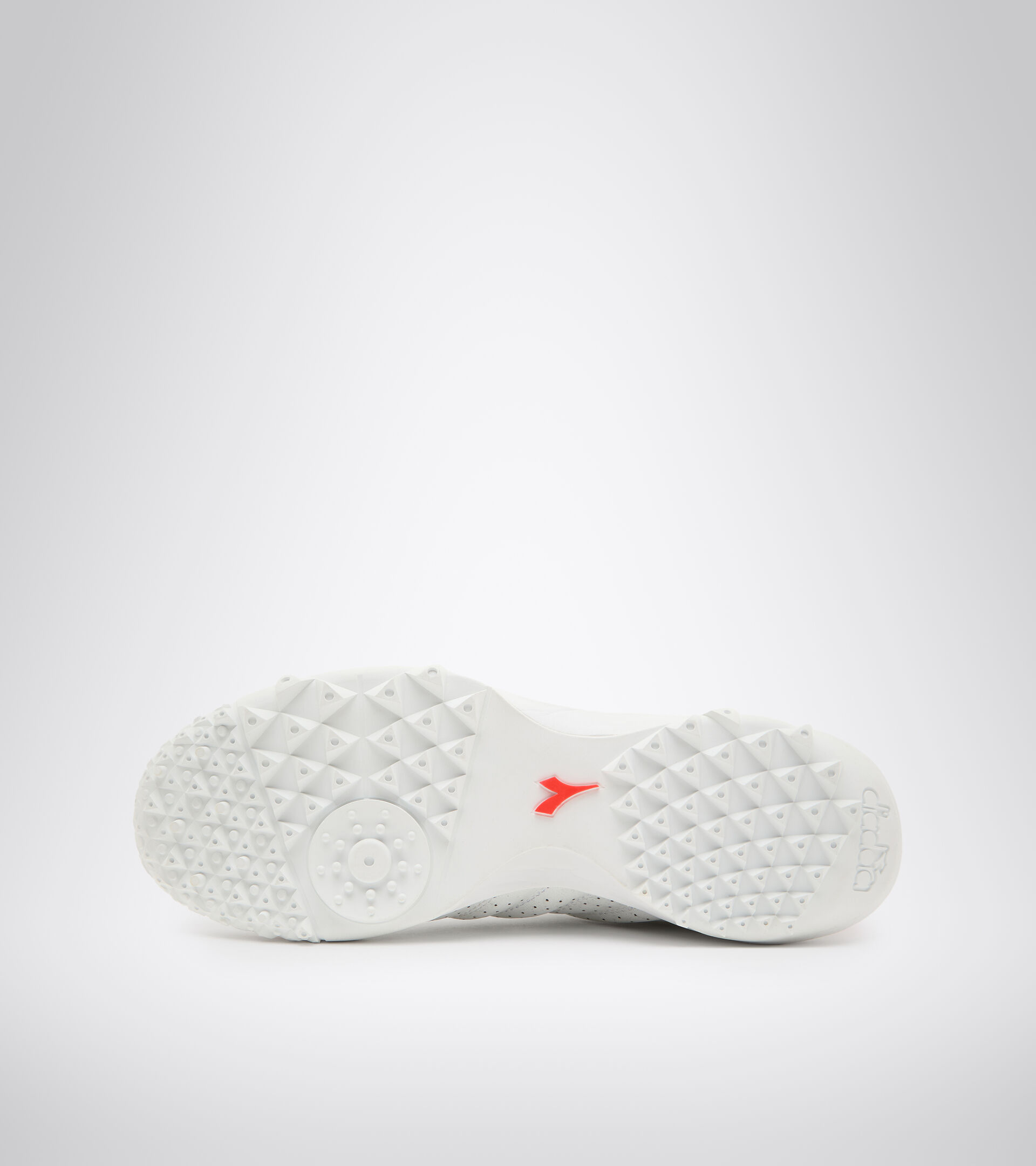 Futsal boot - Specific outsole for synthetic/hard grounds BRASIL SALA TF WHITE/FLUO RED - Diadora