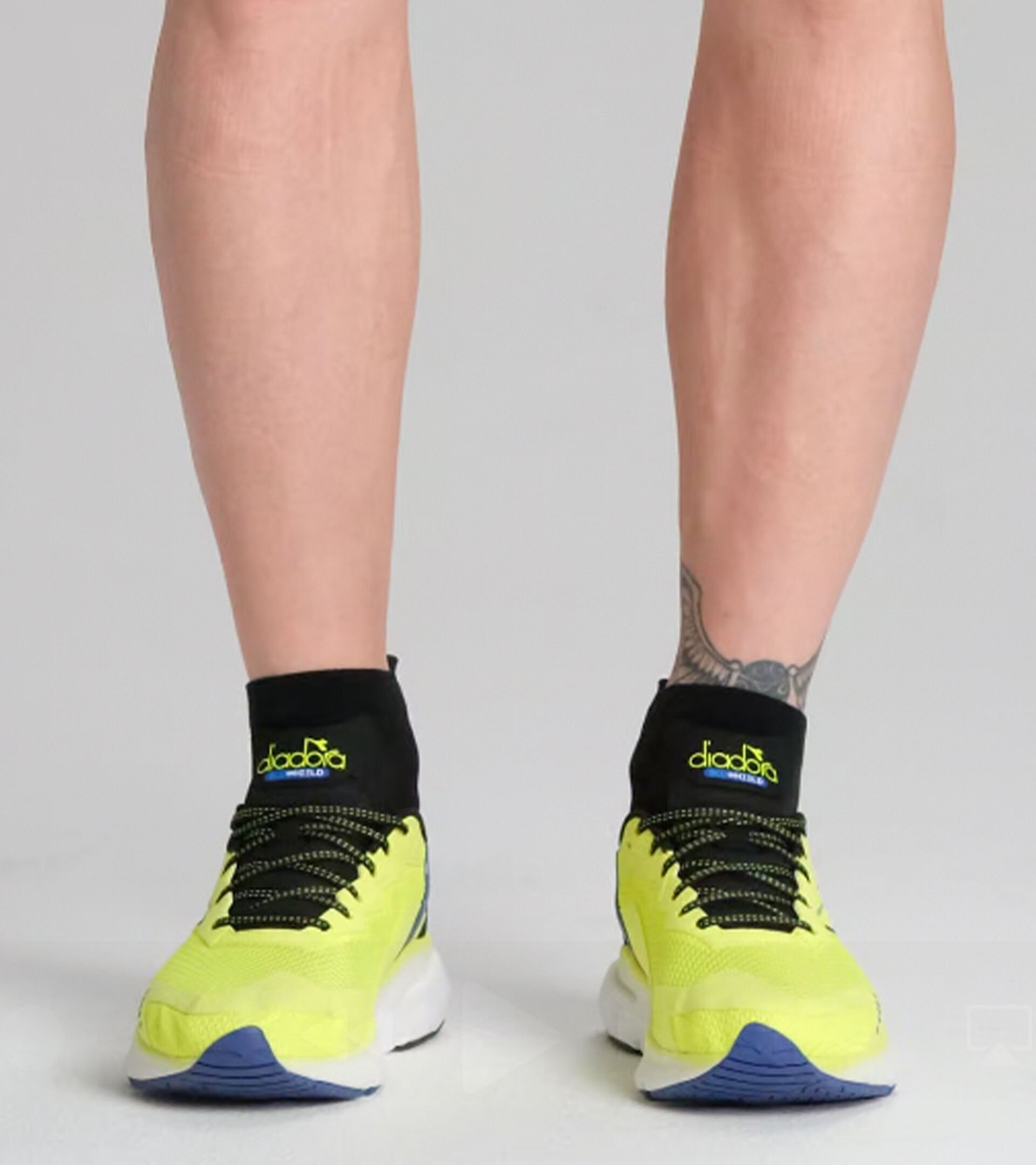 Laufschuh - Stabilität und Leichtigkeit - Herren
 MYTHOS BLUSHIELD VOLO 4 GIALLO FLUO/NERO (C4102) - Diadora