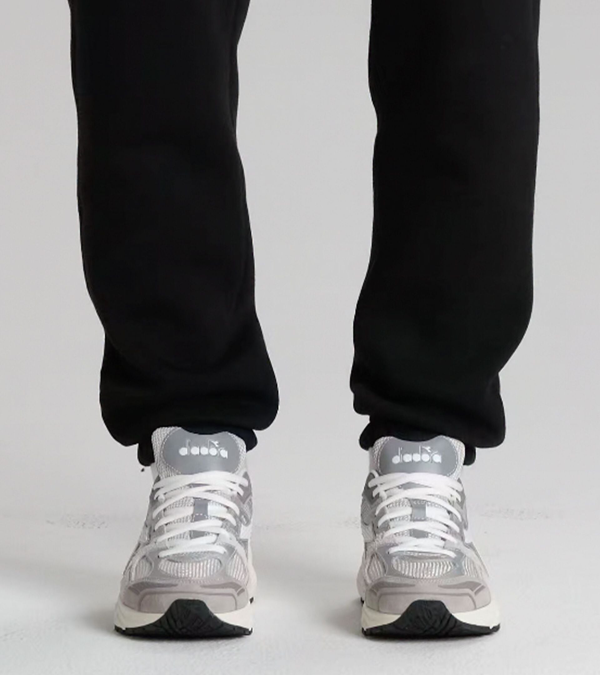 Sports sneakers - All-Gender
 MYTHOS STAR GREY ALASKA - Diadora