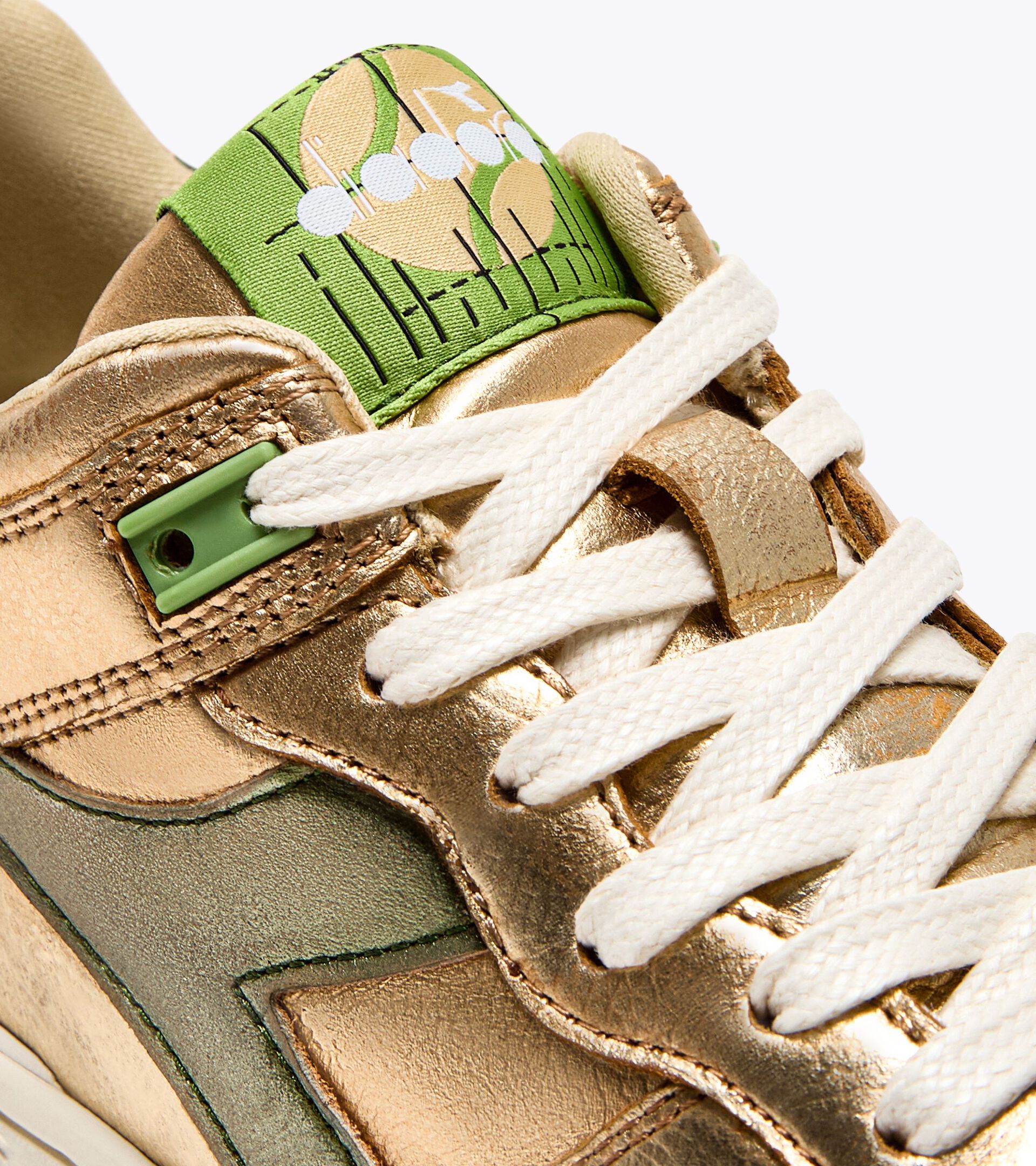 Sneaker Heritage - Donna
 B.560 METALLIC WN BEIGE - Diadora