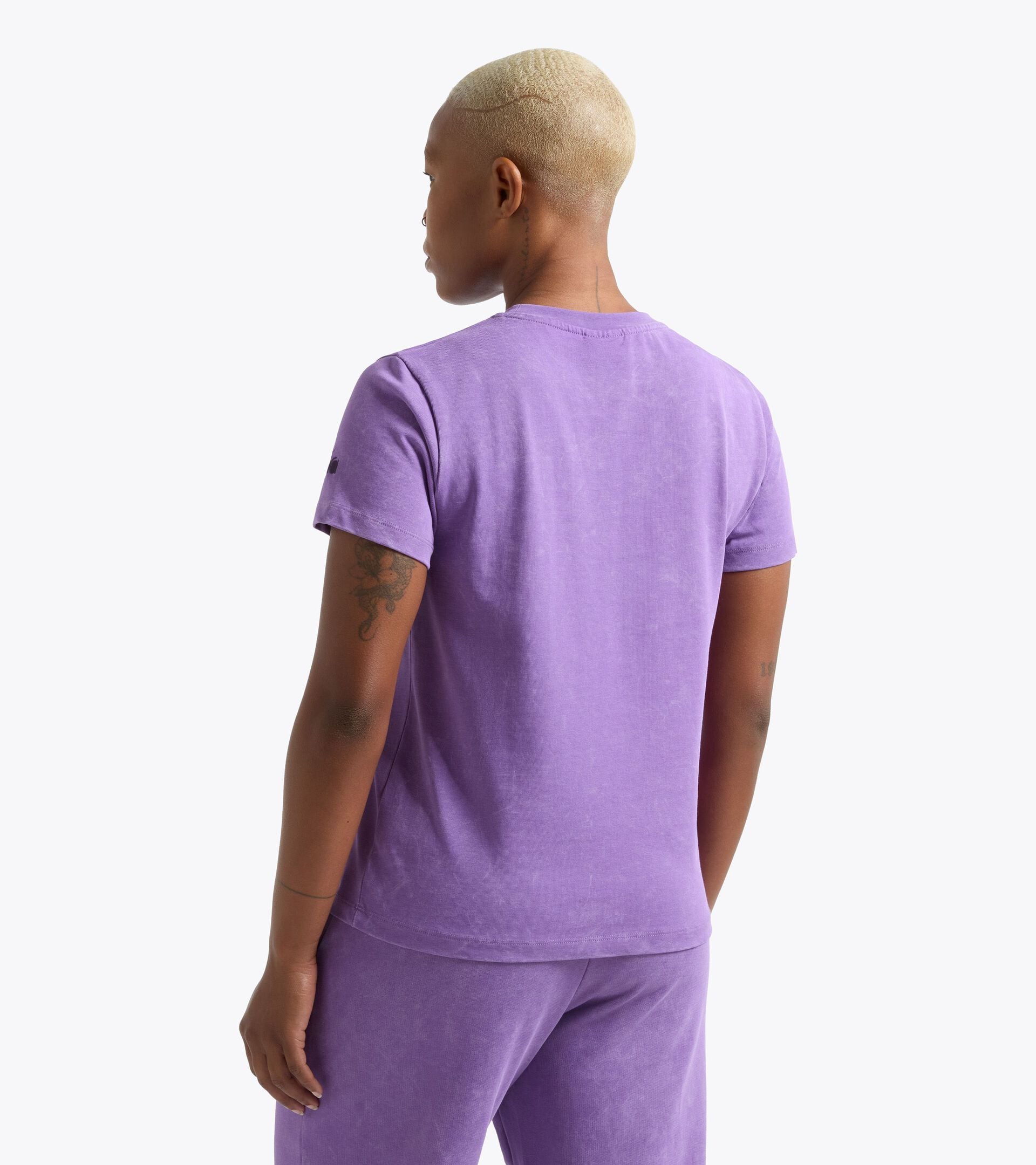 T-shirt &agrave; manches courtes - Regular - Femme L. T-SHIRT SS AVENUE LAB I POURPRE AMARANTE - Diadora