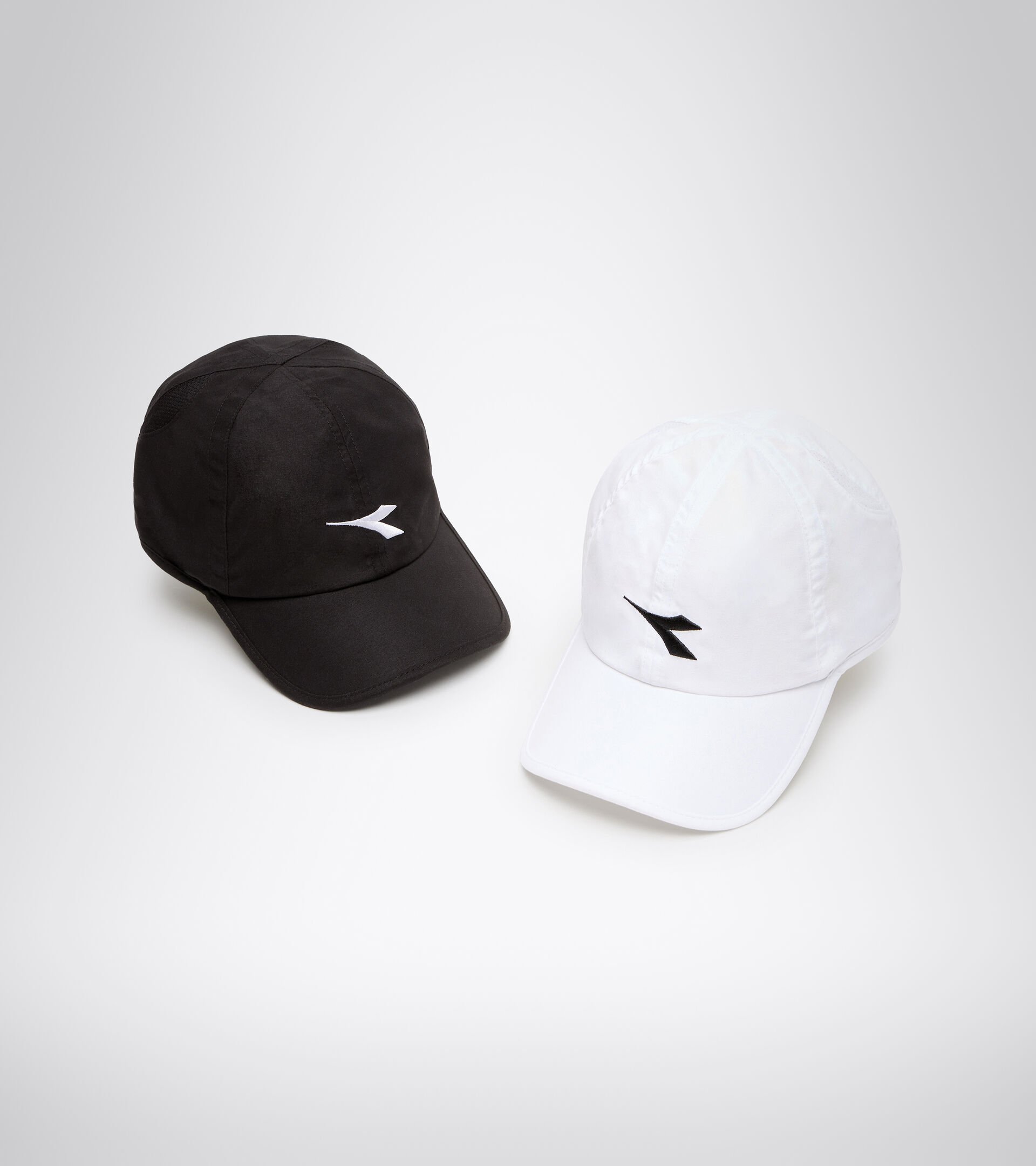 Tennis-style hat - Unisex ADJUSTABLE CAP BLACK/OPTICAL WHITE - Diadora