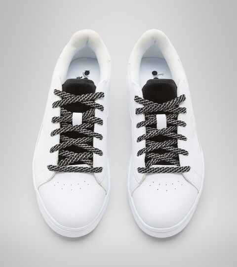 GAME STEP P METALLIC CRAQUELE GS, WHITE/SILVER .. Sports shoes - Kids 8-16 years GAME STEP P METALLIC CRAQUELE GS WHITE/SILVER .. - Diadora