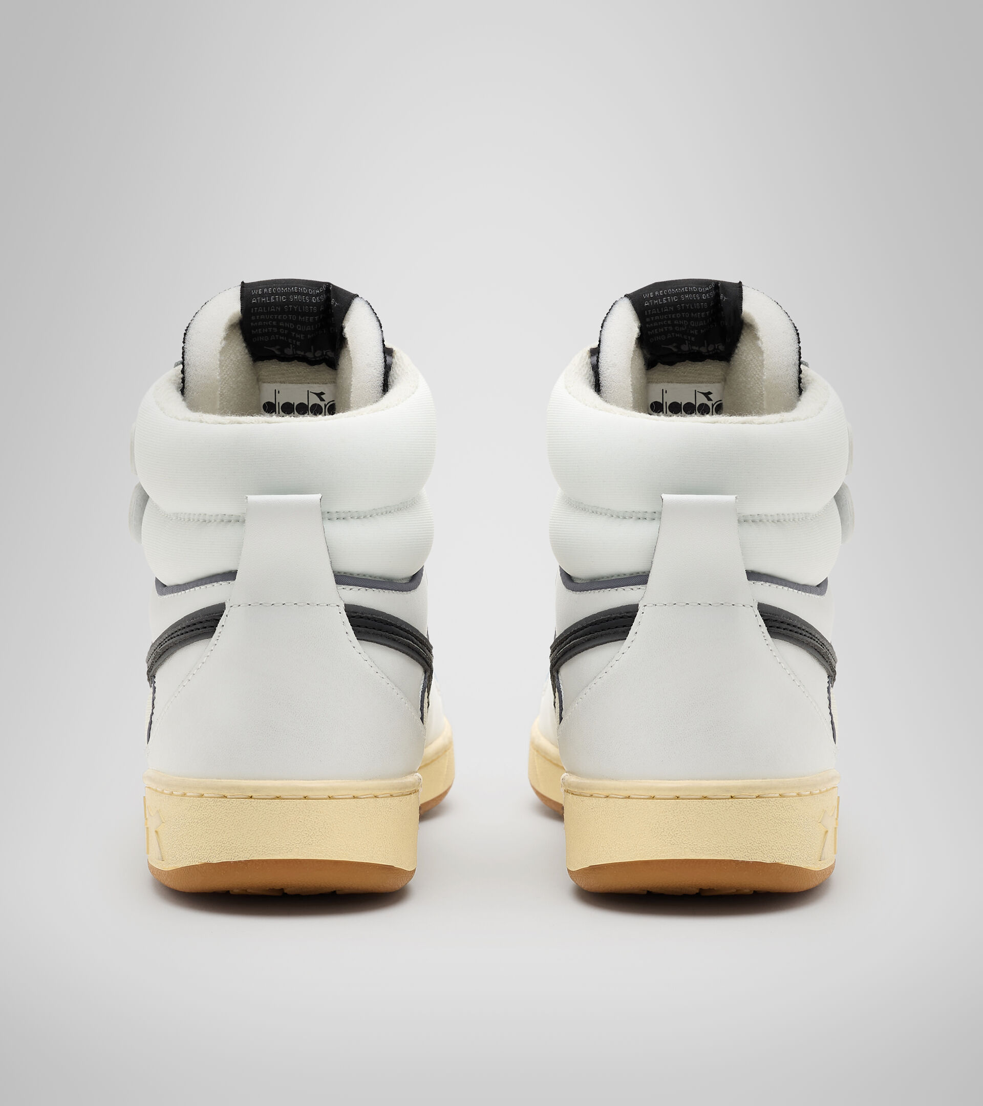 Sports shoe - Unisex MAGIC BASKET MID ICONA WHITE/BLACK - Diadora