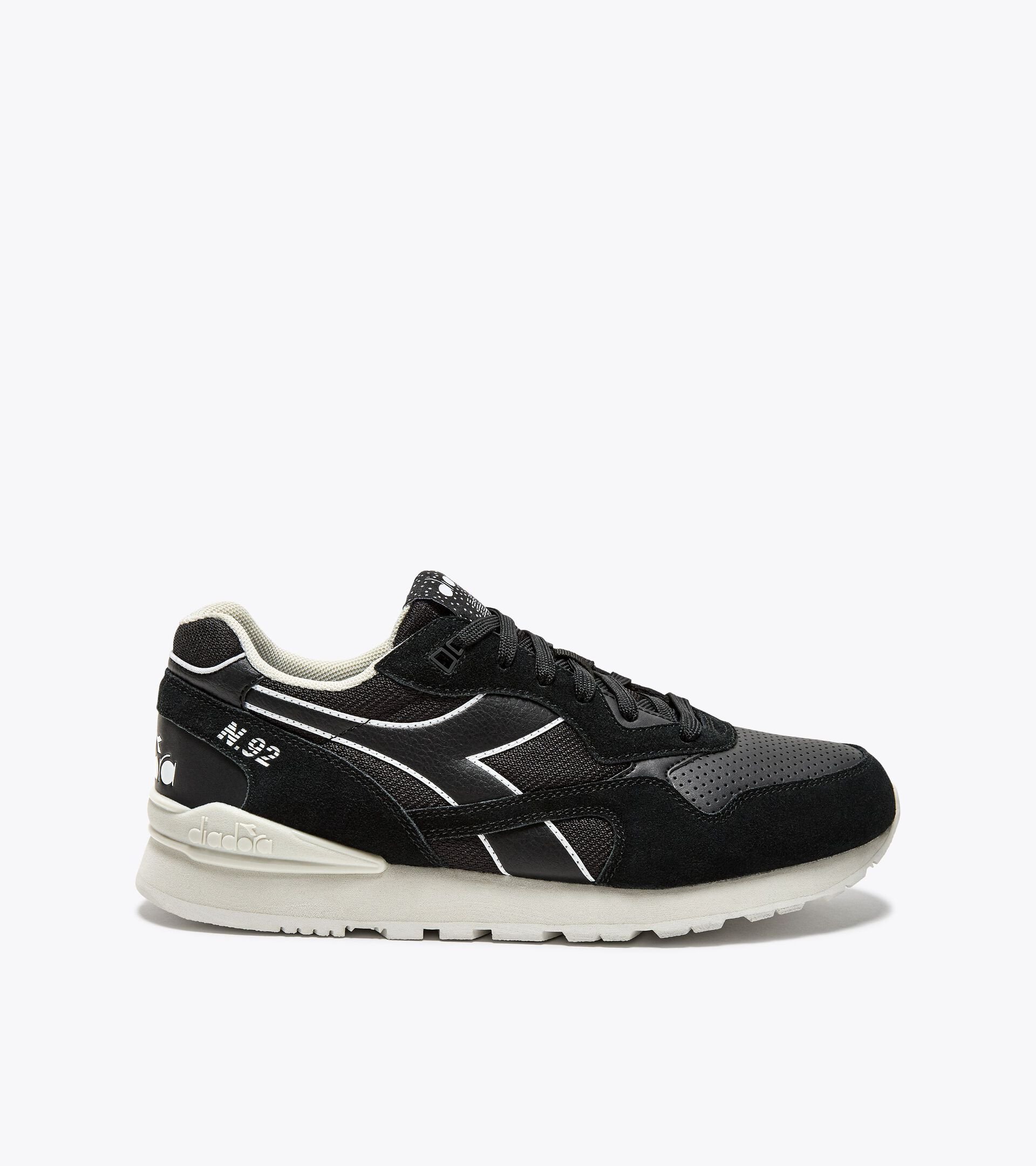 Zapatilla deportiva - Para todos los géneros N.92 ADVANCE NEGRO/NEGRO - Diadora