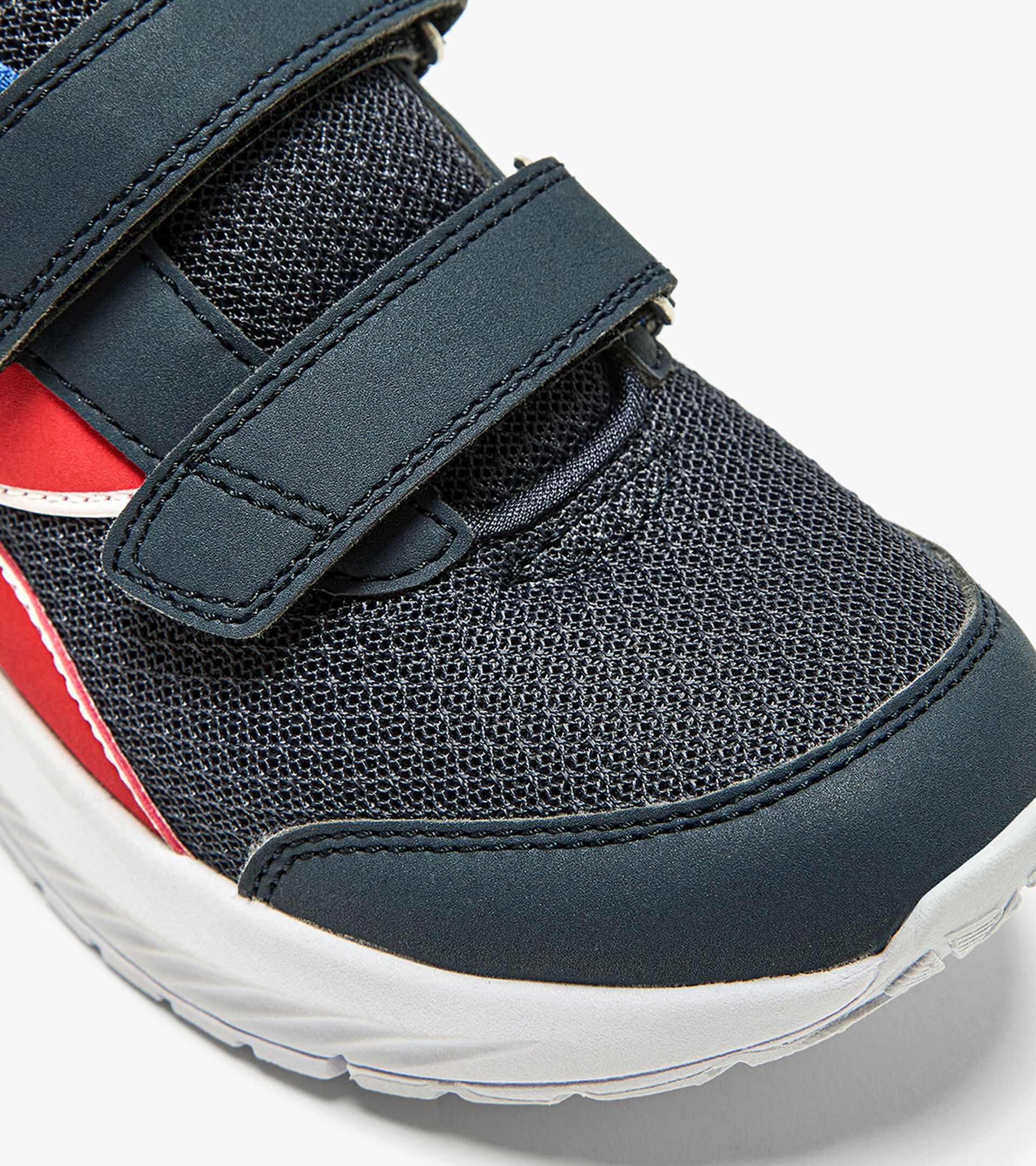 Junior running shoes - Gender Neutral FALCON 3 JR V BLUE CORSAIR /HIGH RISK RED - Diadora