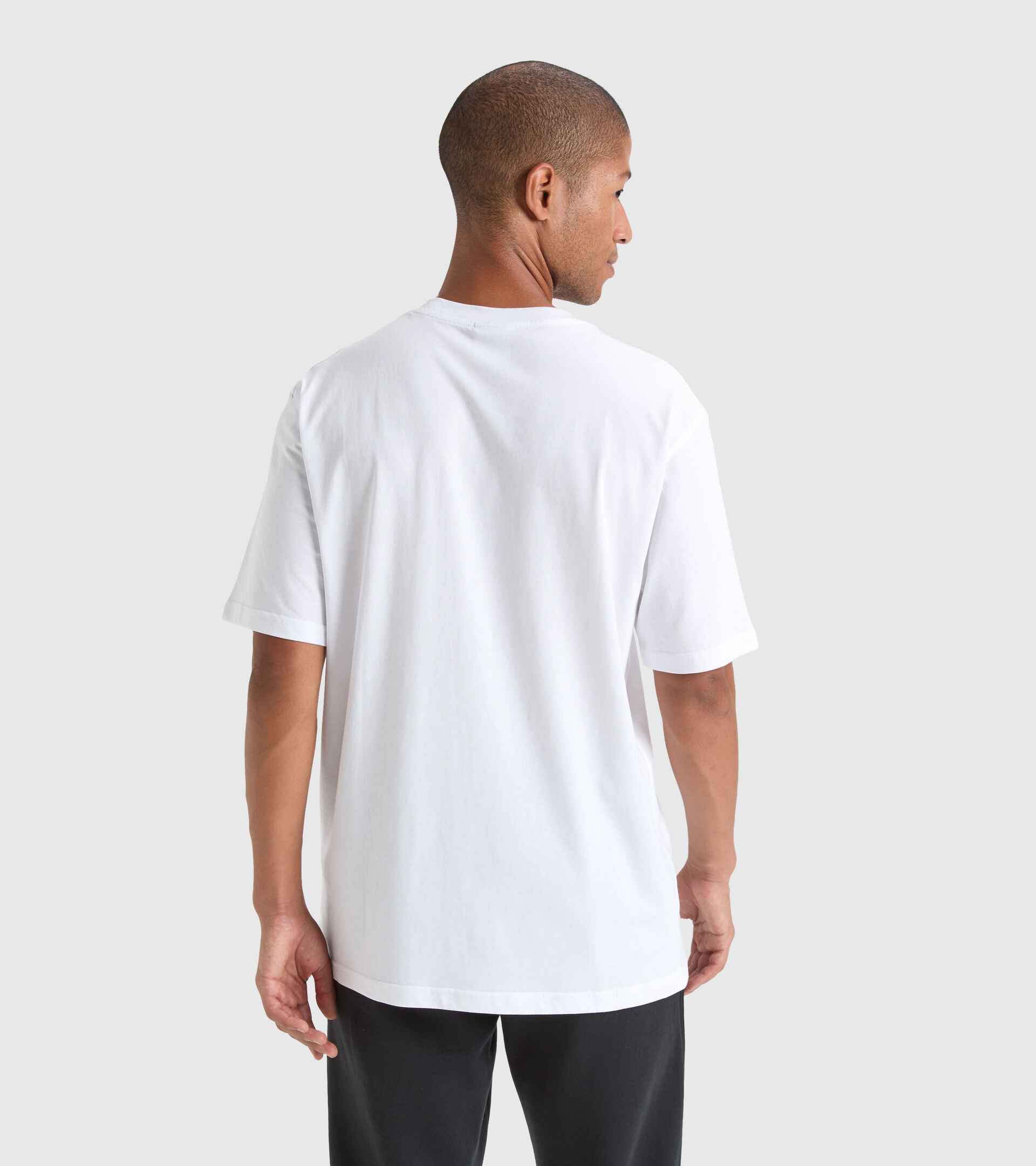Sportliches T-Shirt Throwback - Unisex T-SHIRT SS MESSAGE STRAHLEND WEISSE - Diadora