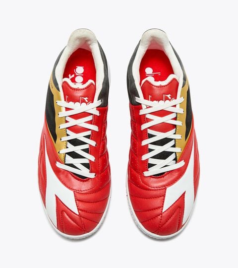 Bota de fútbol sala - Suela específica para superficies de interior o parqué - Hombre
 BRASIL SALA ELITE ID MILANO RED/WHITE/BLACK - Diadora