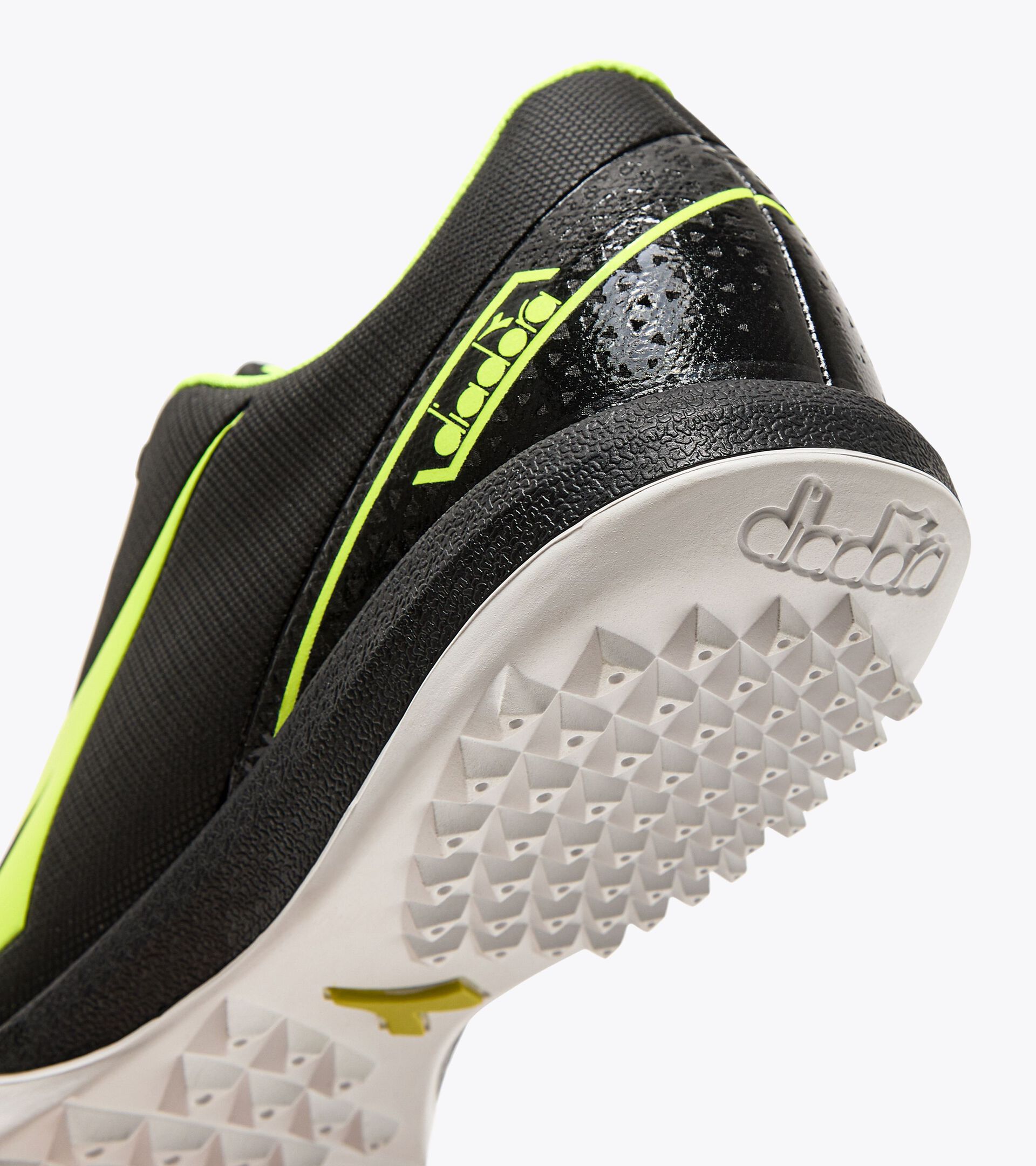 Calcio boots for synthetic turfs or firm ground - Men's PICHICHI 6 TFR BLACK/YELLOW FL DD/WHITE - Diadora