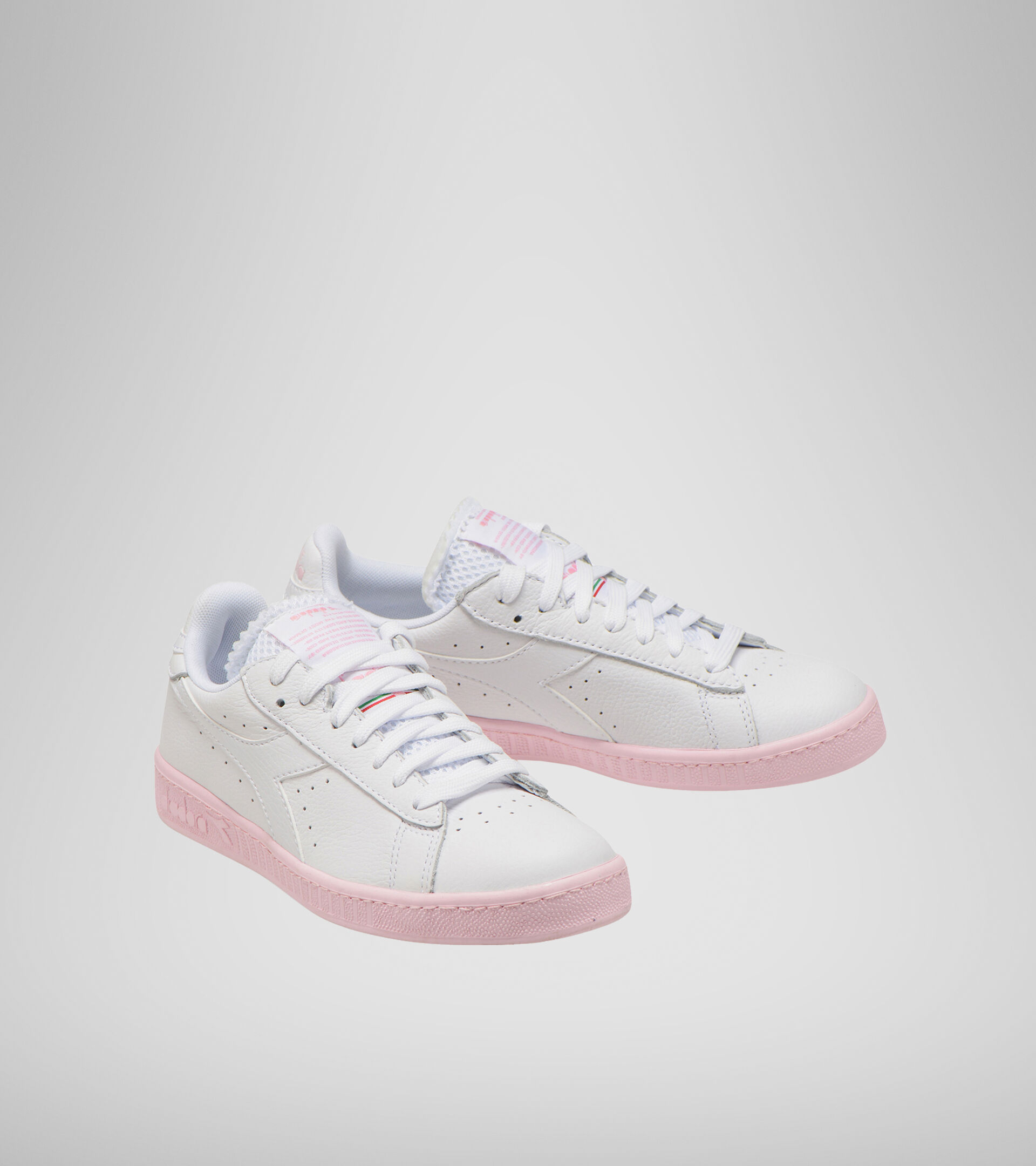 Sports shoe - Women GAME L LOW SOLE BLOCK WN SUPER WHITE/PARFAIT PINK - Diadora