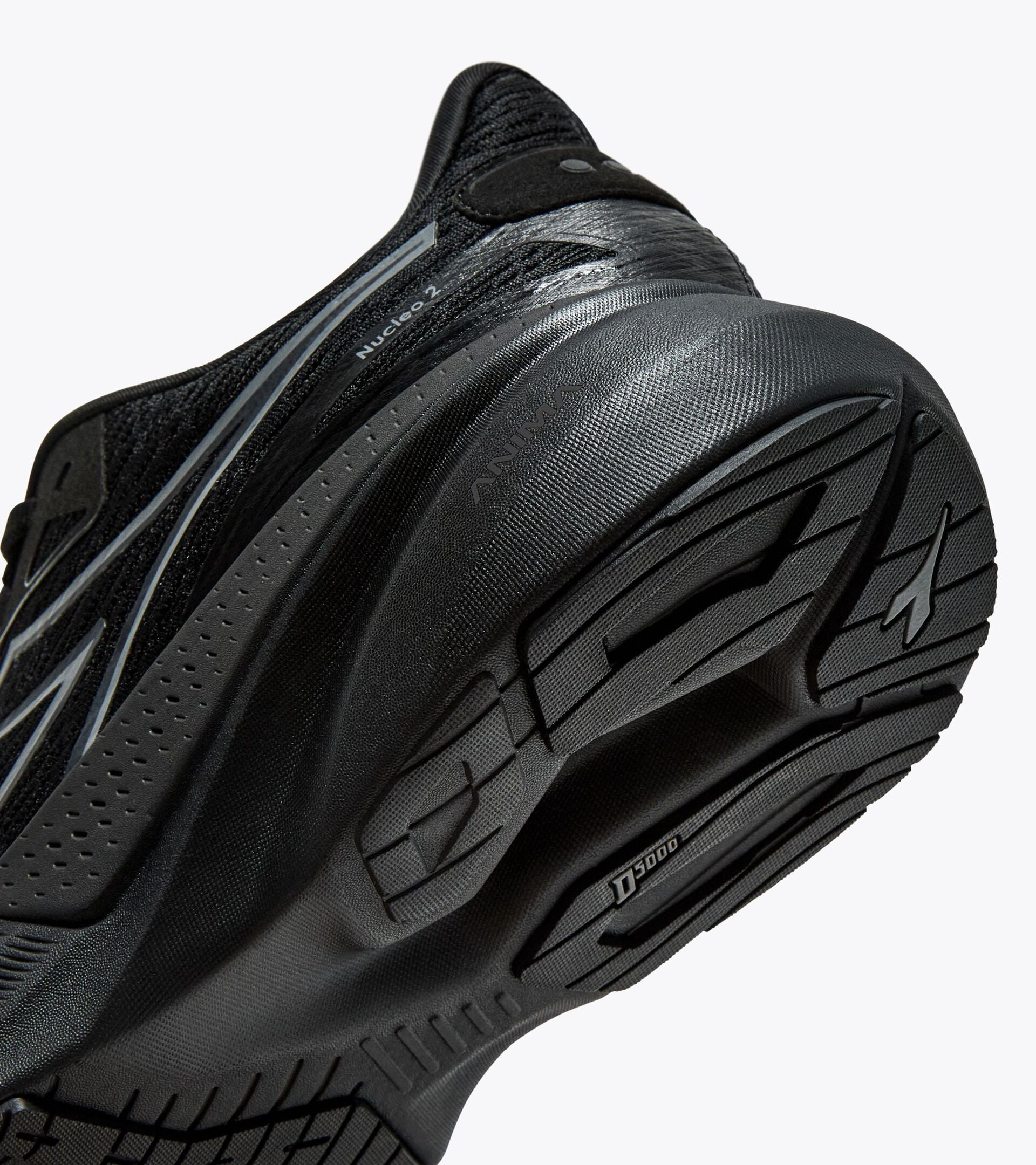 Running shoe - Comfort and stability - Women&rsquo;s NUCLEO 2 W BLACK/BLACK - Diadora