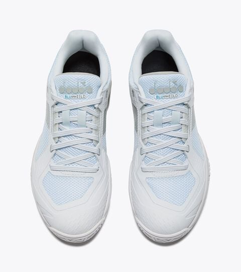 BLUSHIELD TORNEO 3 W AG, WHITE/SILVER Tennis shoe for hard surfaces and clay courts - Protection and cushioning - Women’s BLUSHIELD TORNEO 3 W AG WHITE/SILVER - Diadora