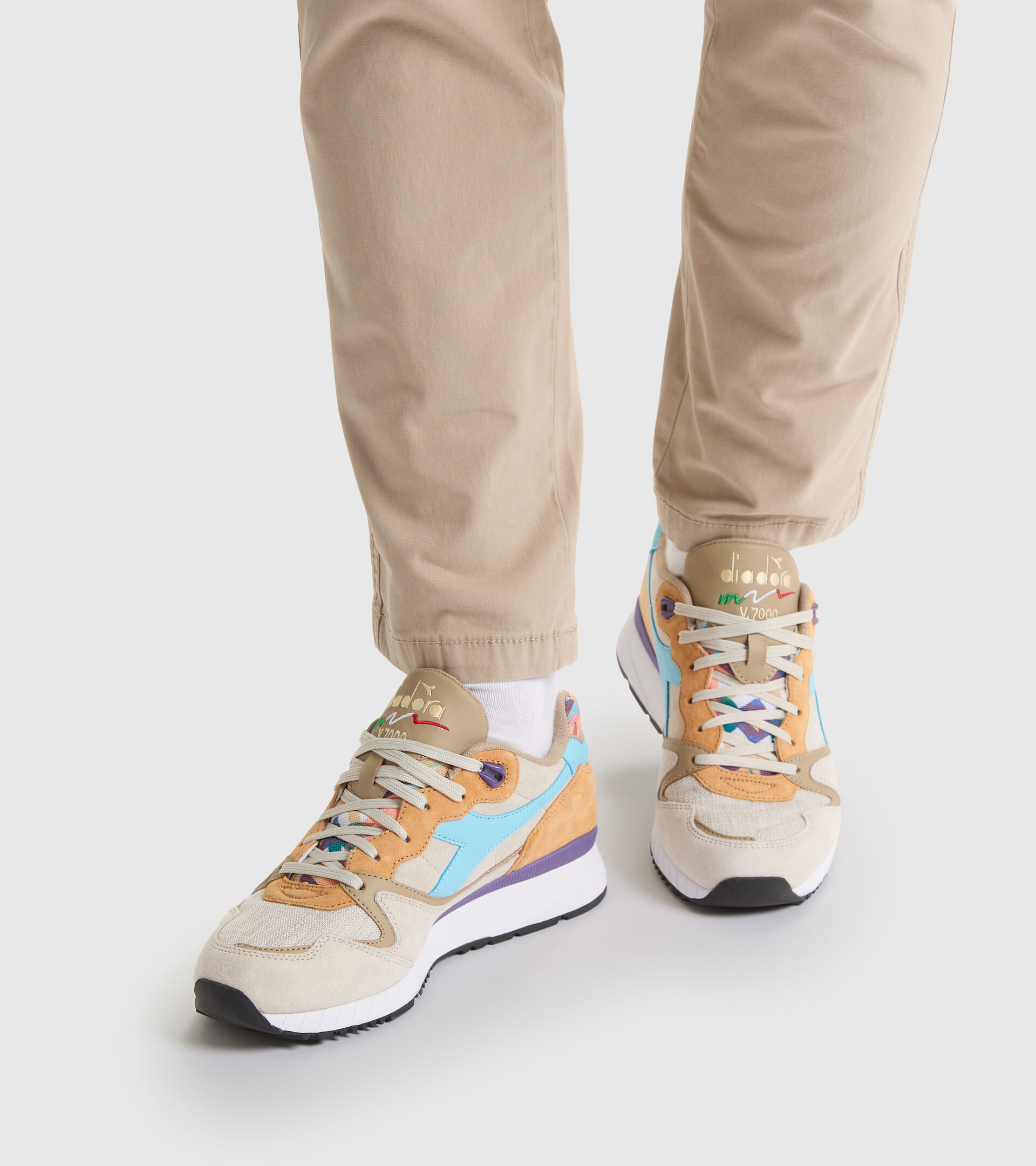 diadora shoes v7000