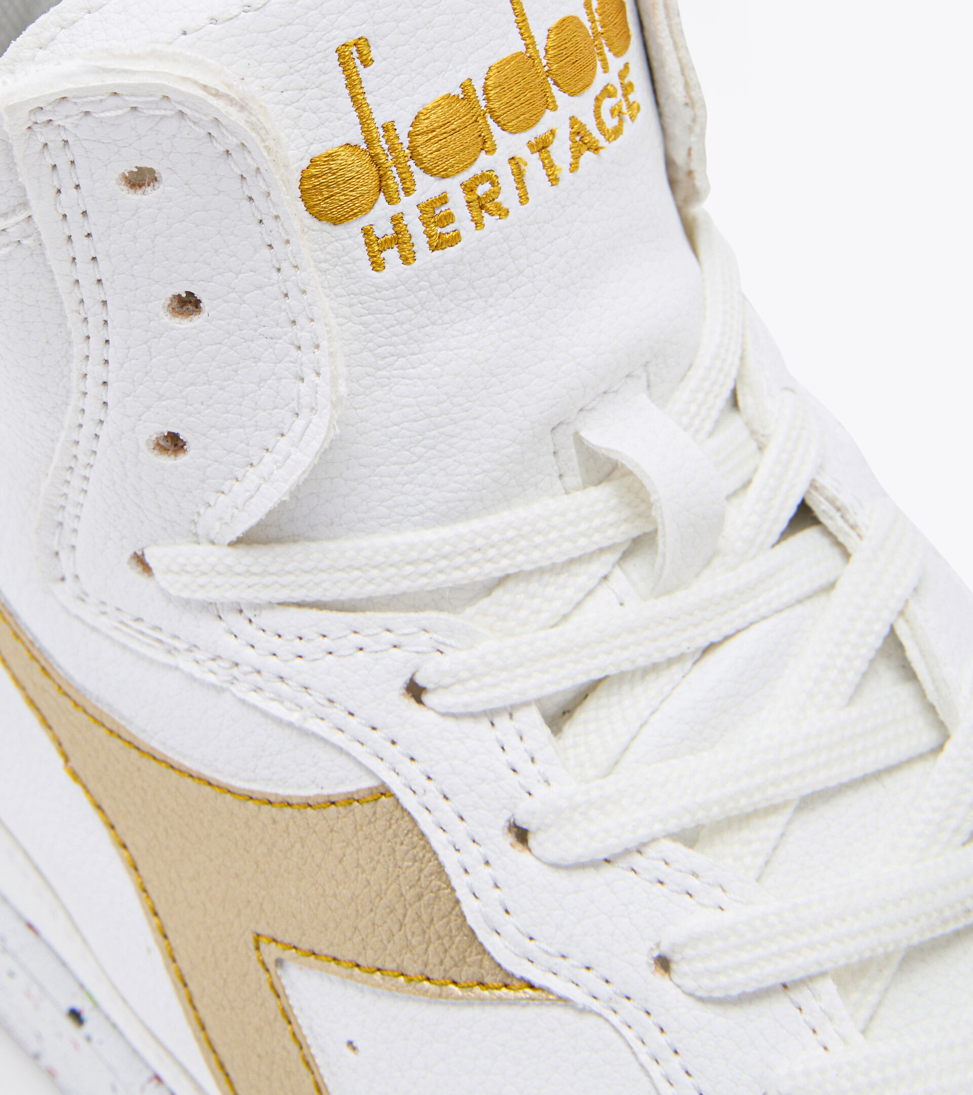 Heritage shoes - Unisex MI BASKET 2030 WHITE/RICH GOLD (C5363) - Diadora