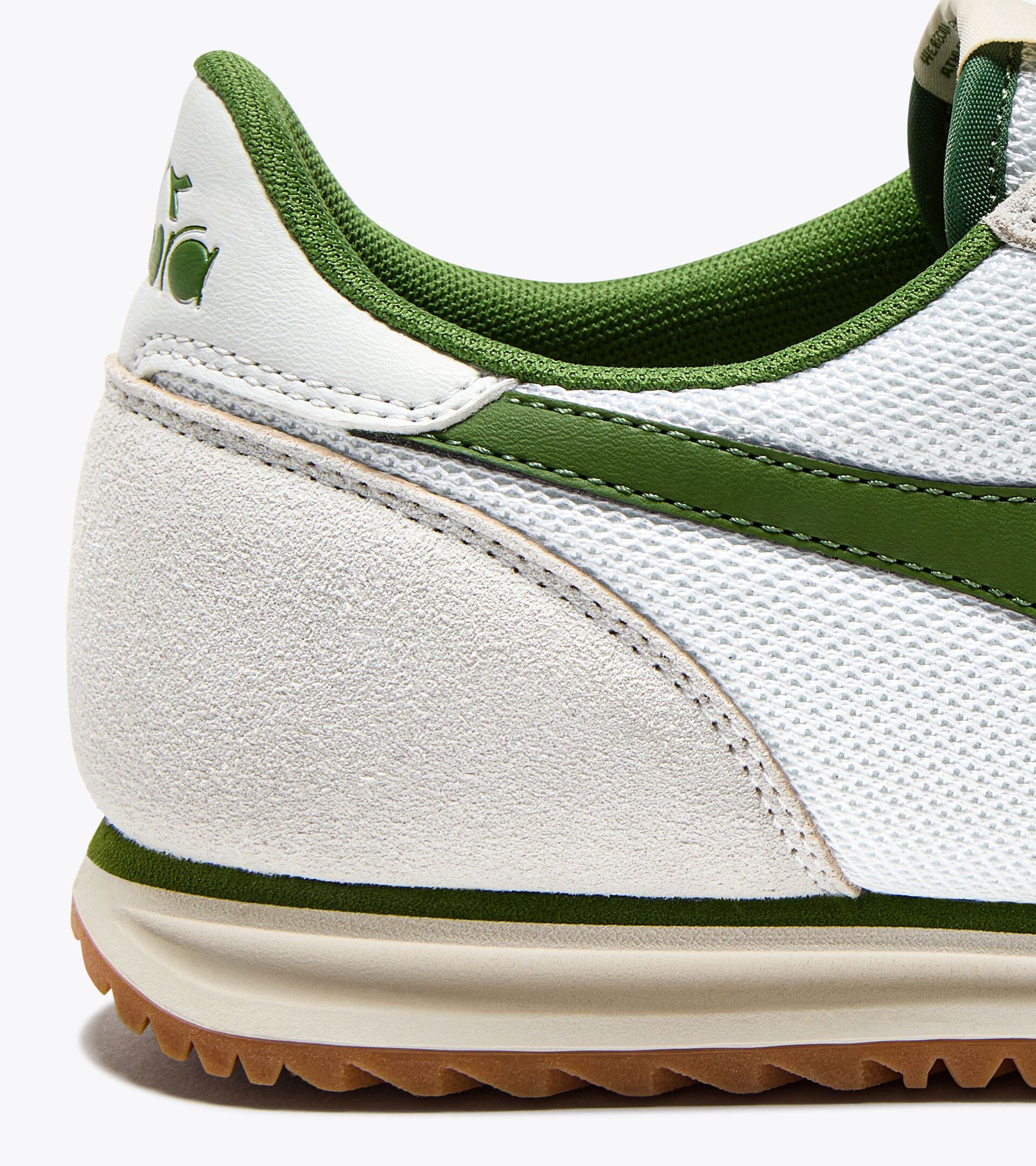 Low-profile suede sneaker - All-gender CROSS WHITE/BANANA PALM - Diadora