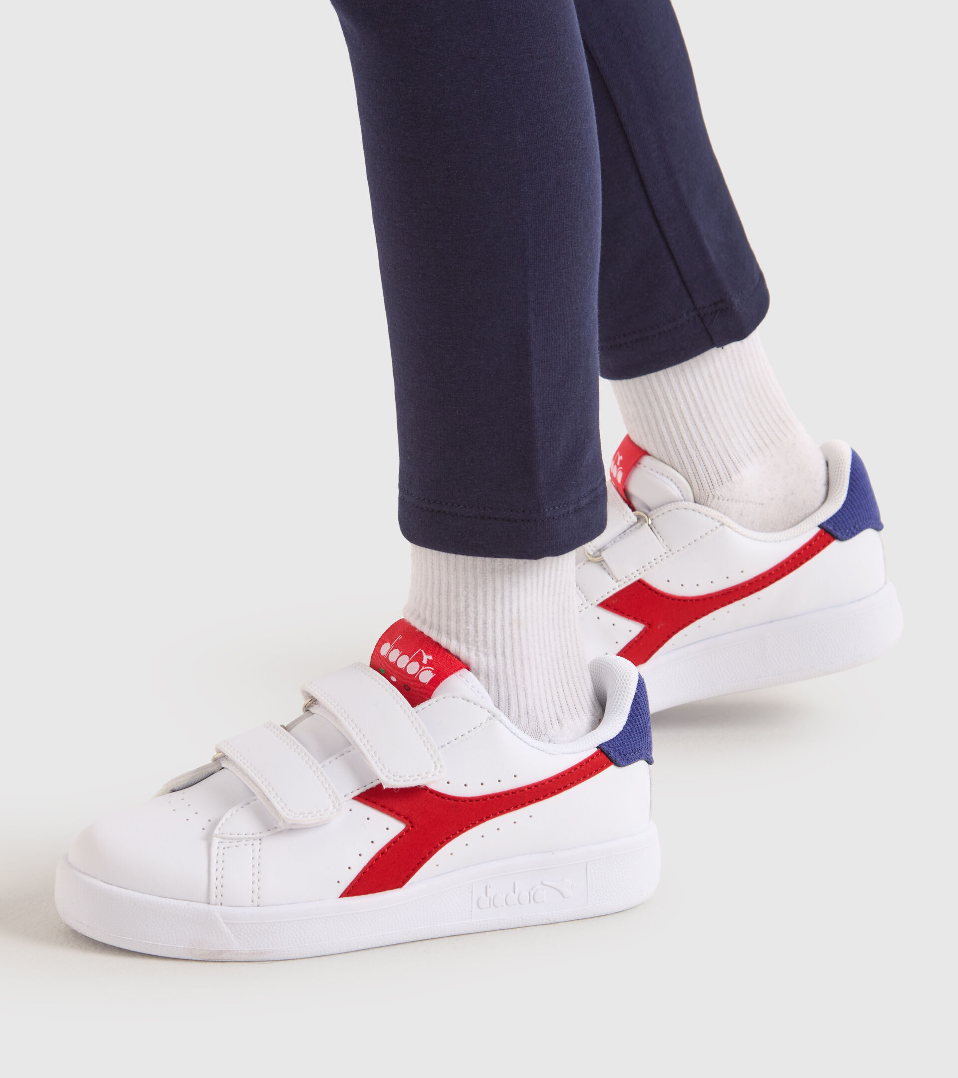 Sports shoes - Kids 4-8 years GAME P ACE PS WHITE/MOLTEN LAVA - Diadora