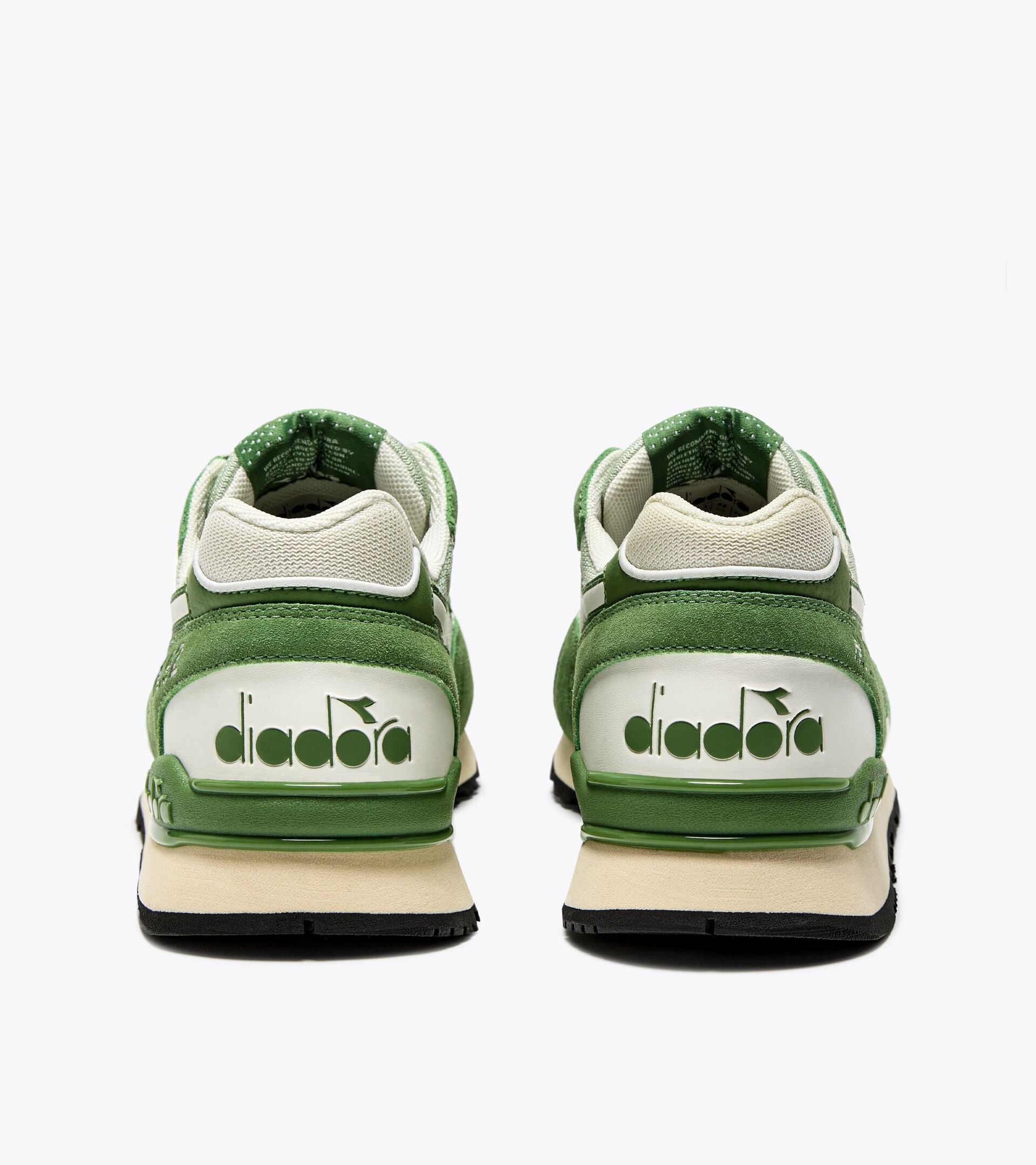 Zapatilla deportiva - Para todos los g&eacute;neros N.92 ADVANCE BANANA PALM/GREEN EYES - Diadora