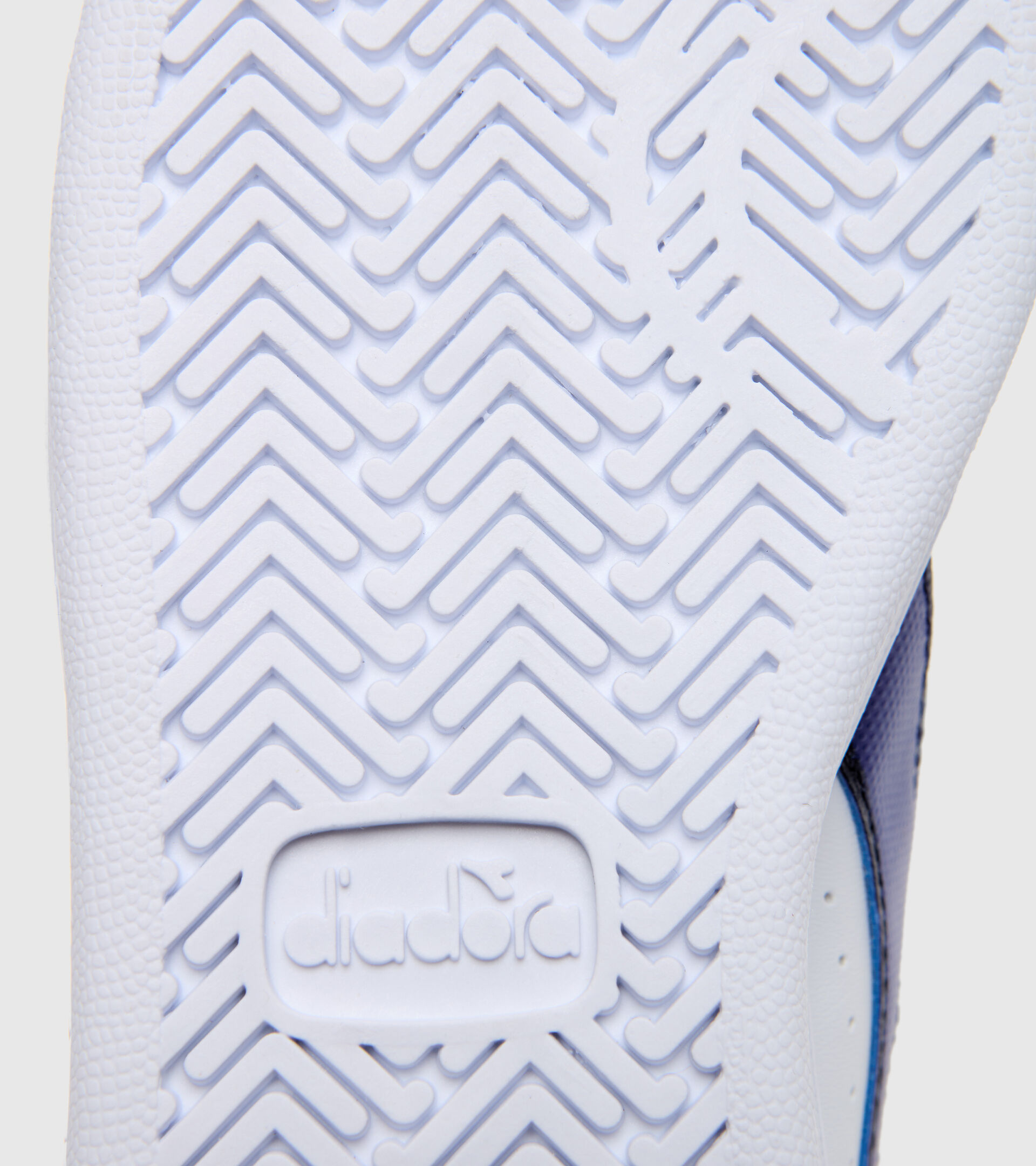 Sports shoes - Youth 8-16 years GAME P GS WHITE/PEACOAT - Diadora