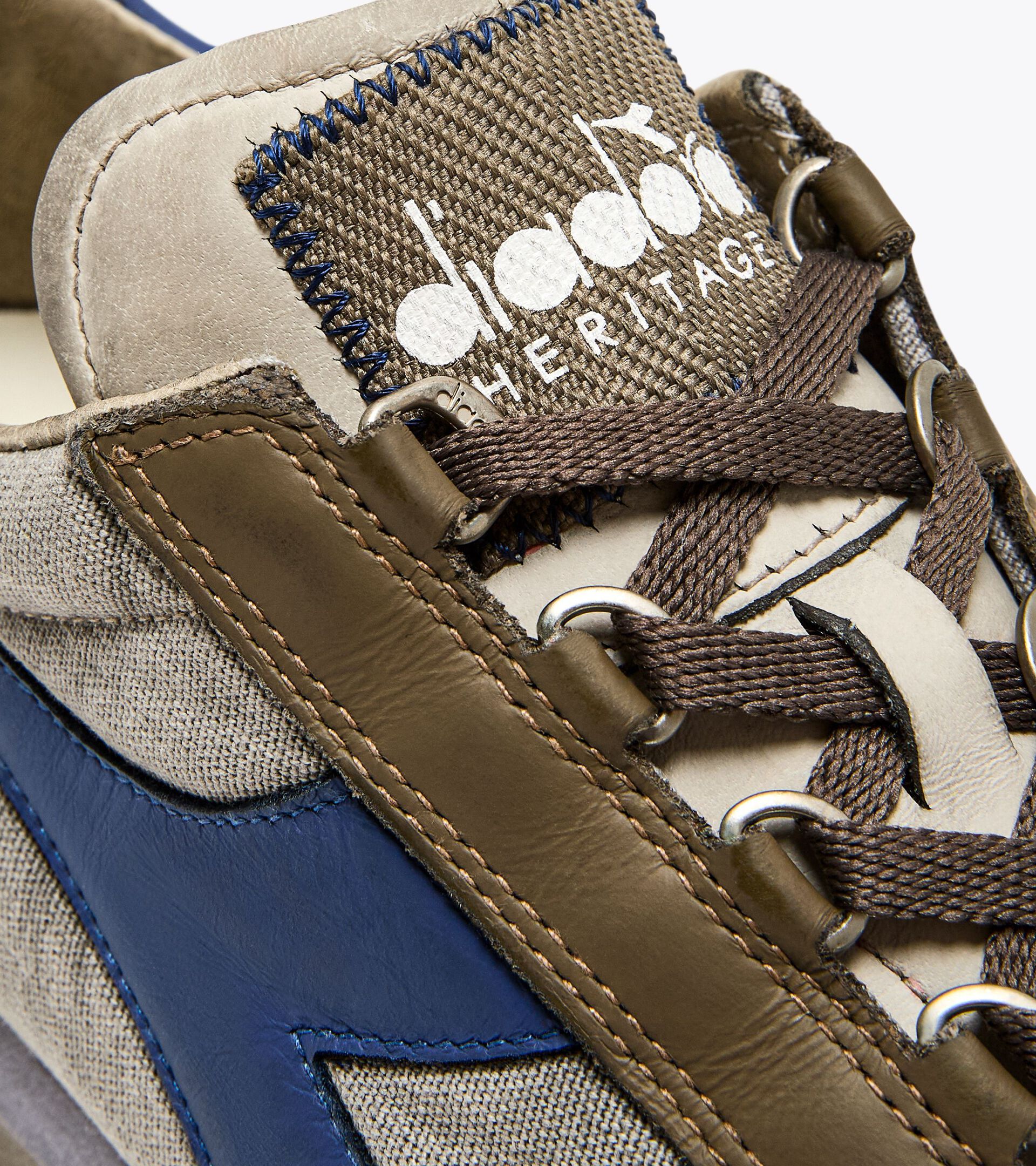 Heritage leather sneaker - All-Gender
 EQUIPE DIRTY SW EVO PUMICE STONE - Diadora