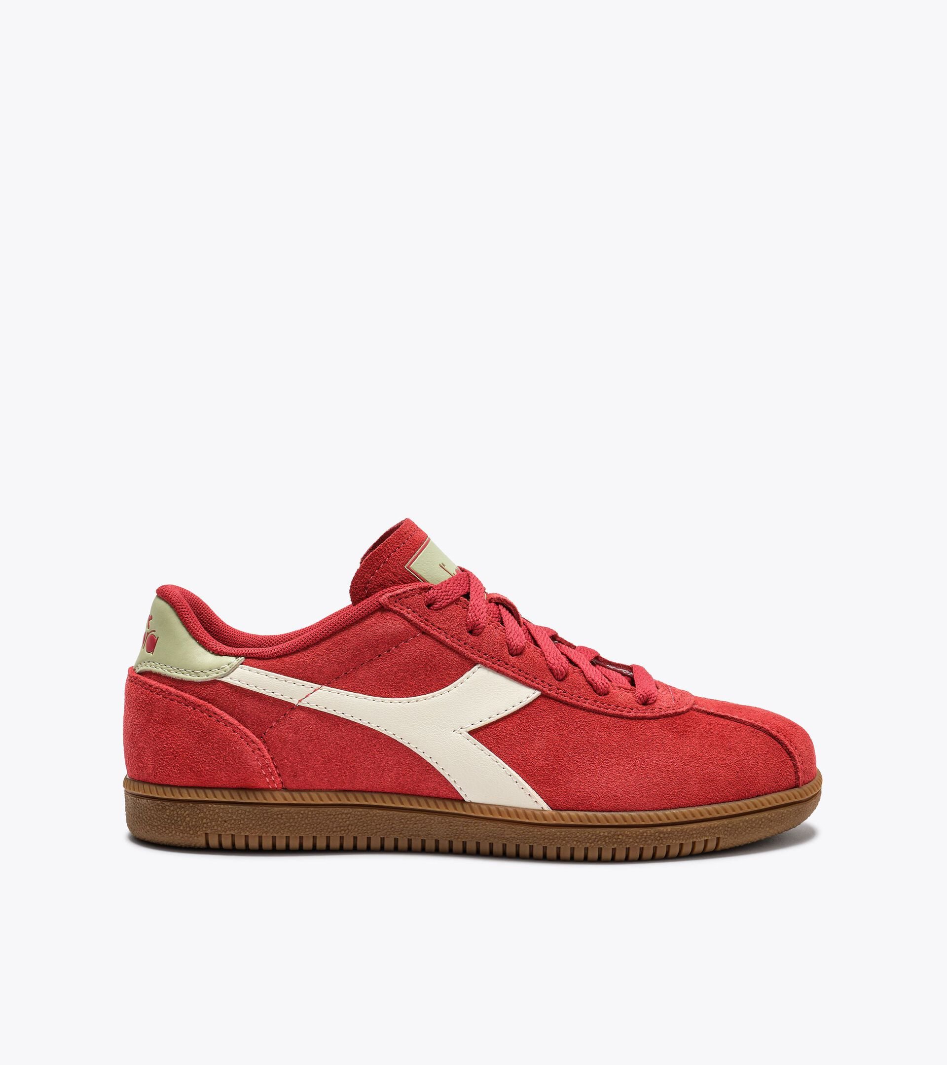 Sneakers en cuir - Genre neutre
 TOKYO POMME AU FOUR - Diadora