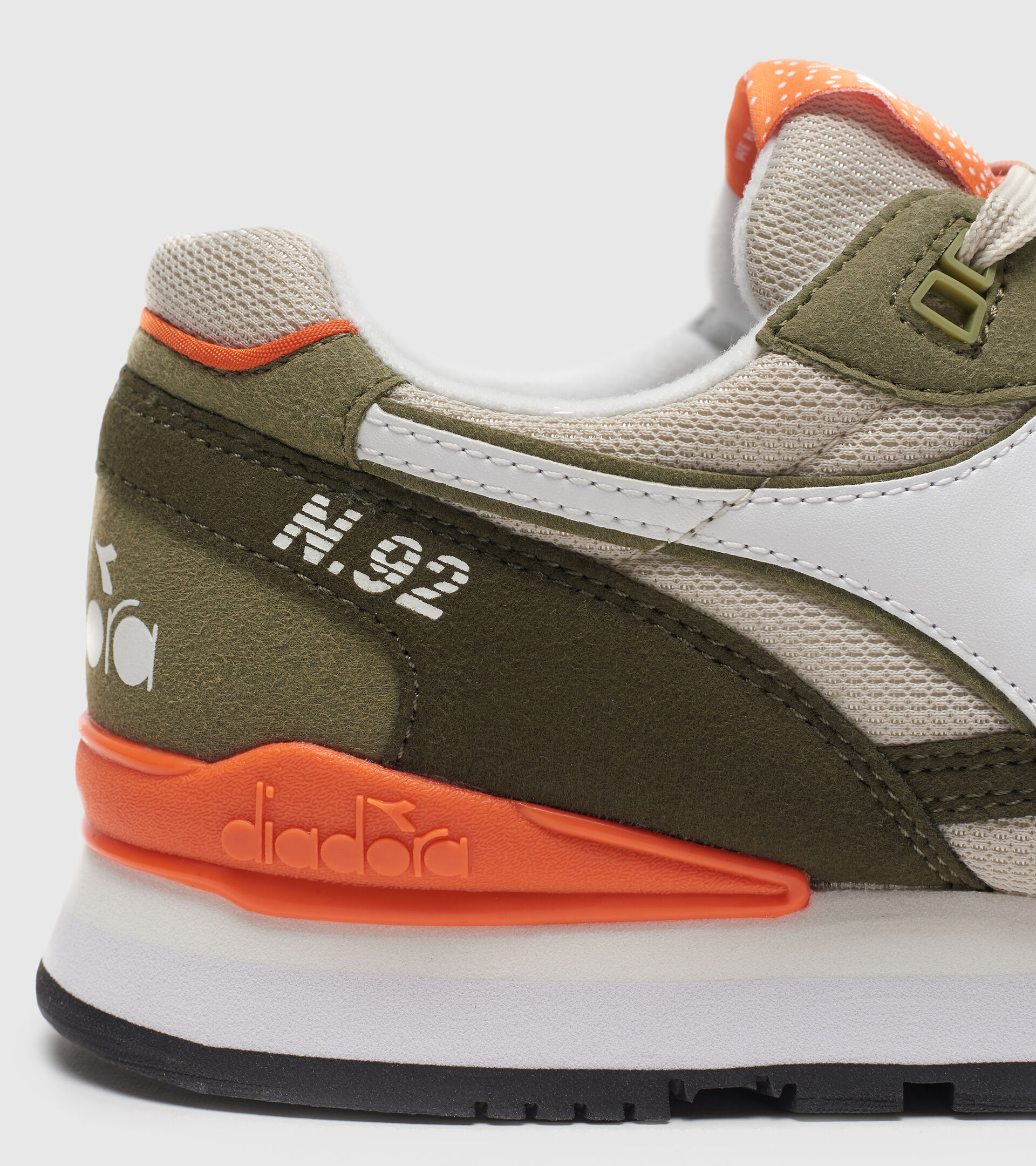 Trainer - Men N.92 PUTTY - Diadora