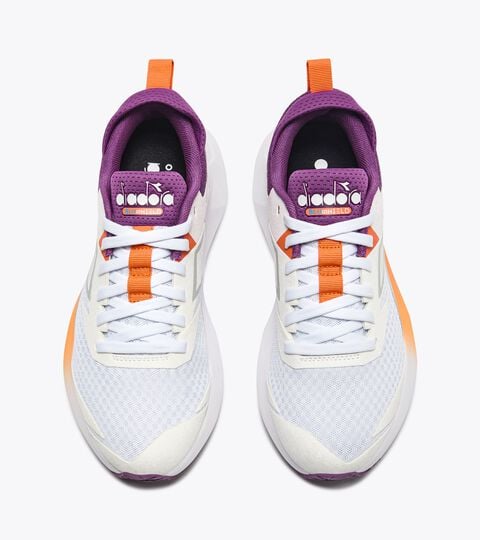 MYTHOS BLUSHIELD VIGORE 3 W, WHITE/BYZANTIUM/NECTARINE Running shoe - Stability and protection - Women’s MYTHOS BLUSHIELD VIGORE 3 W WHITE/BYZANTIUM/NECTARINE - Diadora