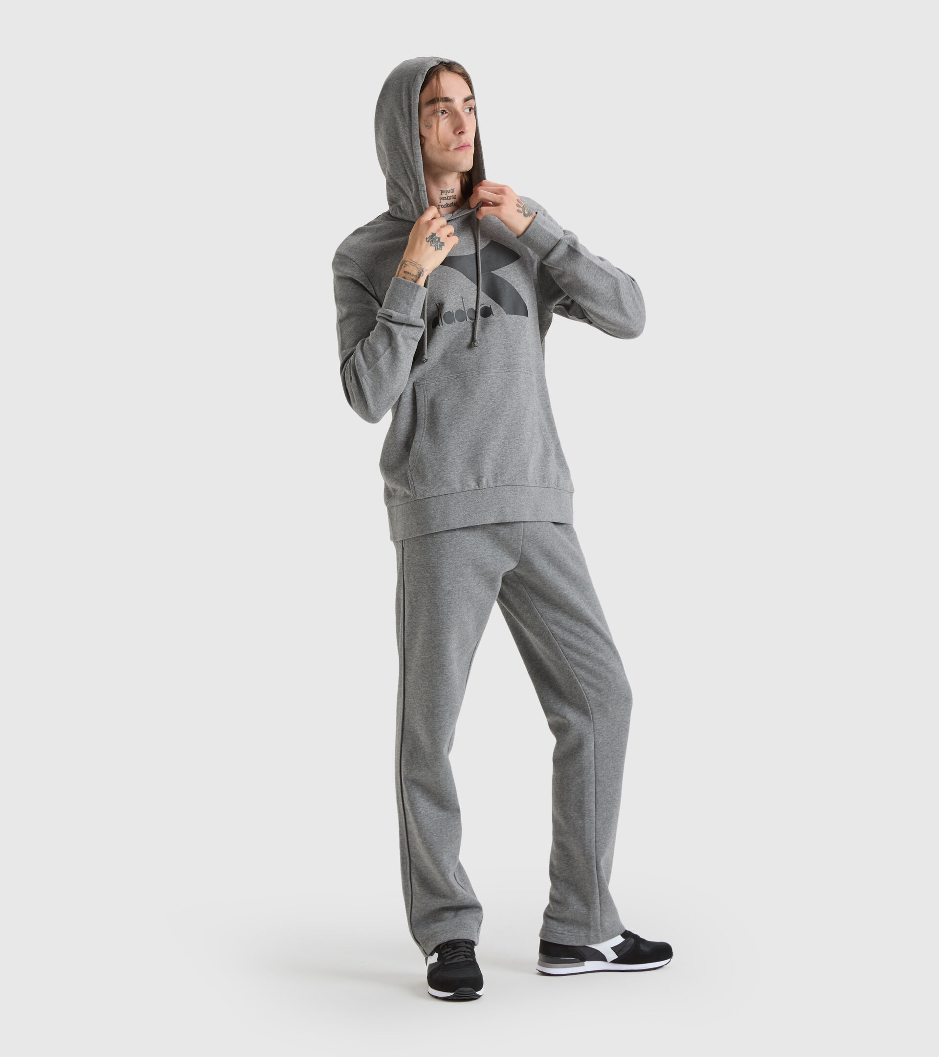 Sweat-shirt de sport à capuche - Homme HOODIE CHROMIA GRIS FONCE MELANGE - Diadora