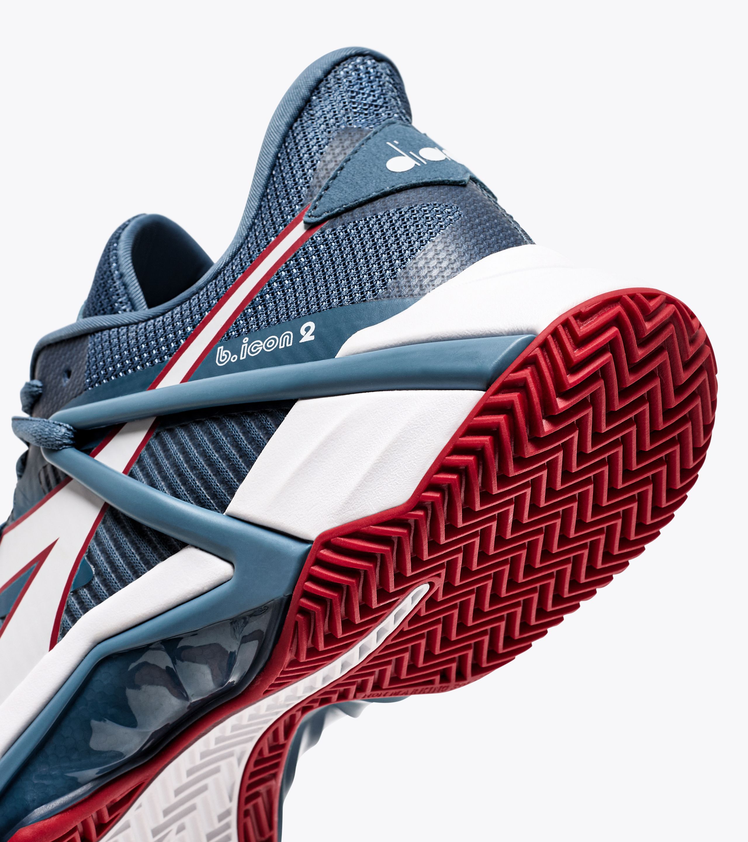 Diadora 2.0 on sale