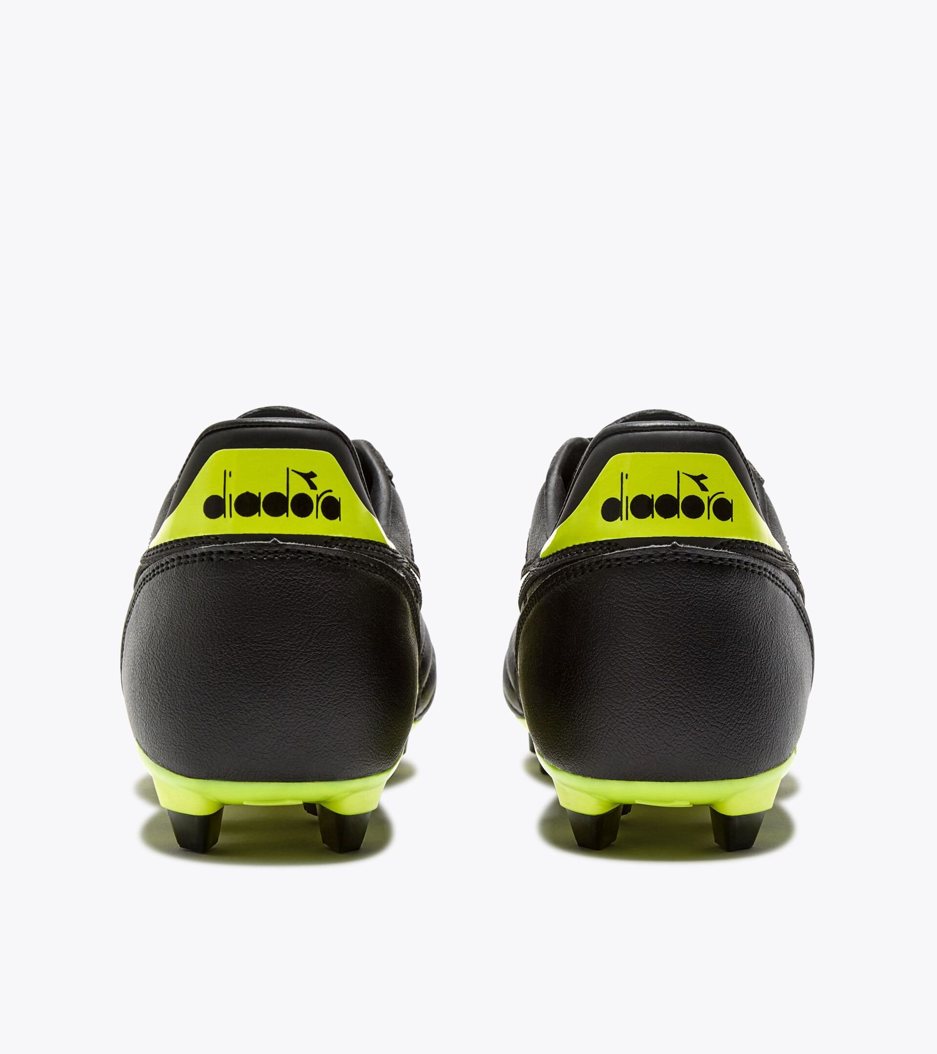 Calcio boots for firm grounds - Men&rsquo;s
 BRASIL ICON R LPU BLACK/FLUO YELLOW DIADORA - Diadora