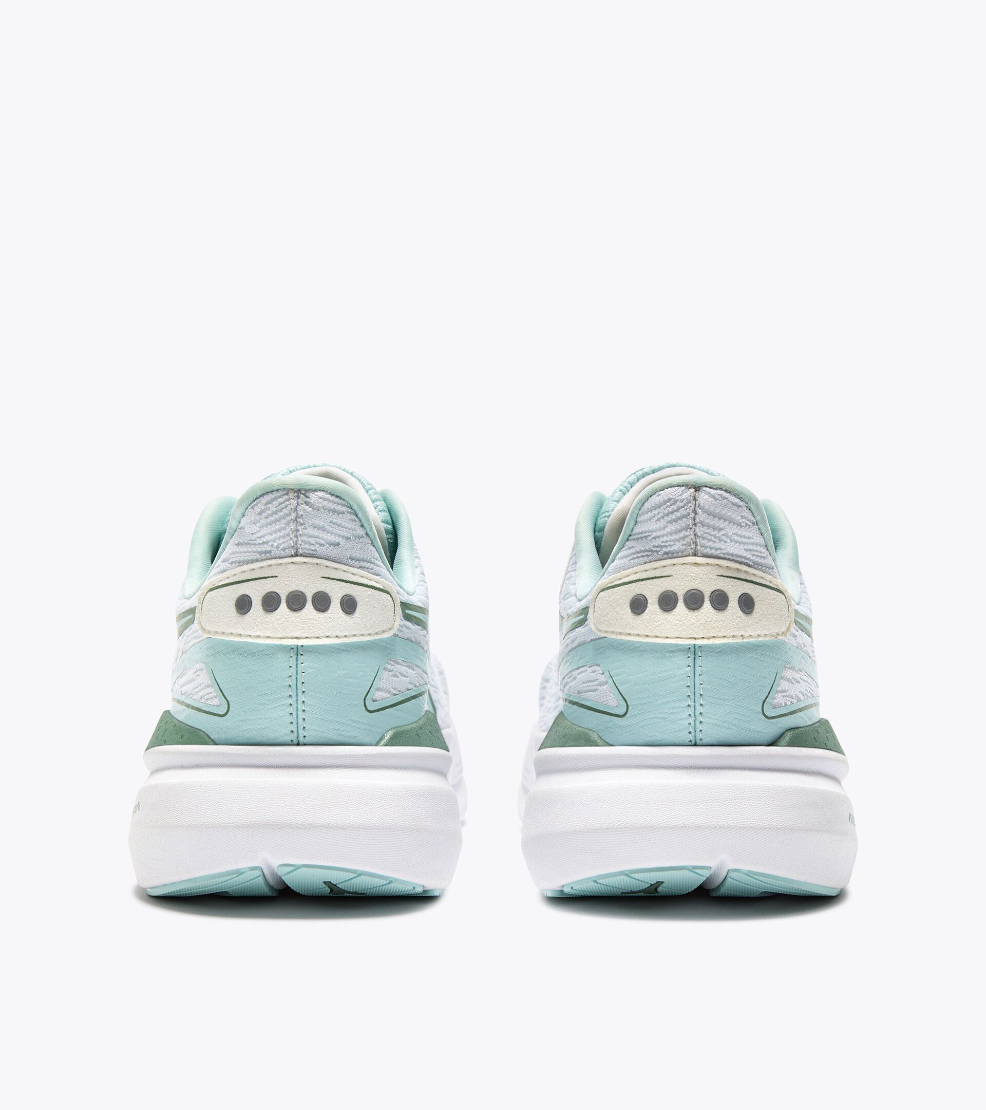 Zapatilla de running - Comodidad y estabilidad - Mujer NUCLEO 2 W WHITE/PASTEL BLUE - Diadora