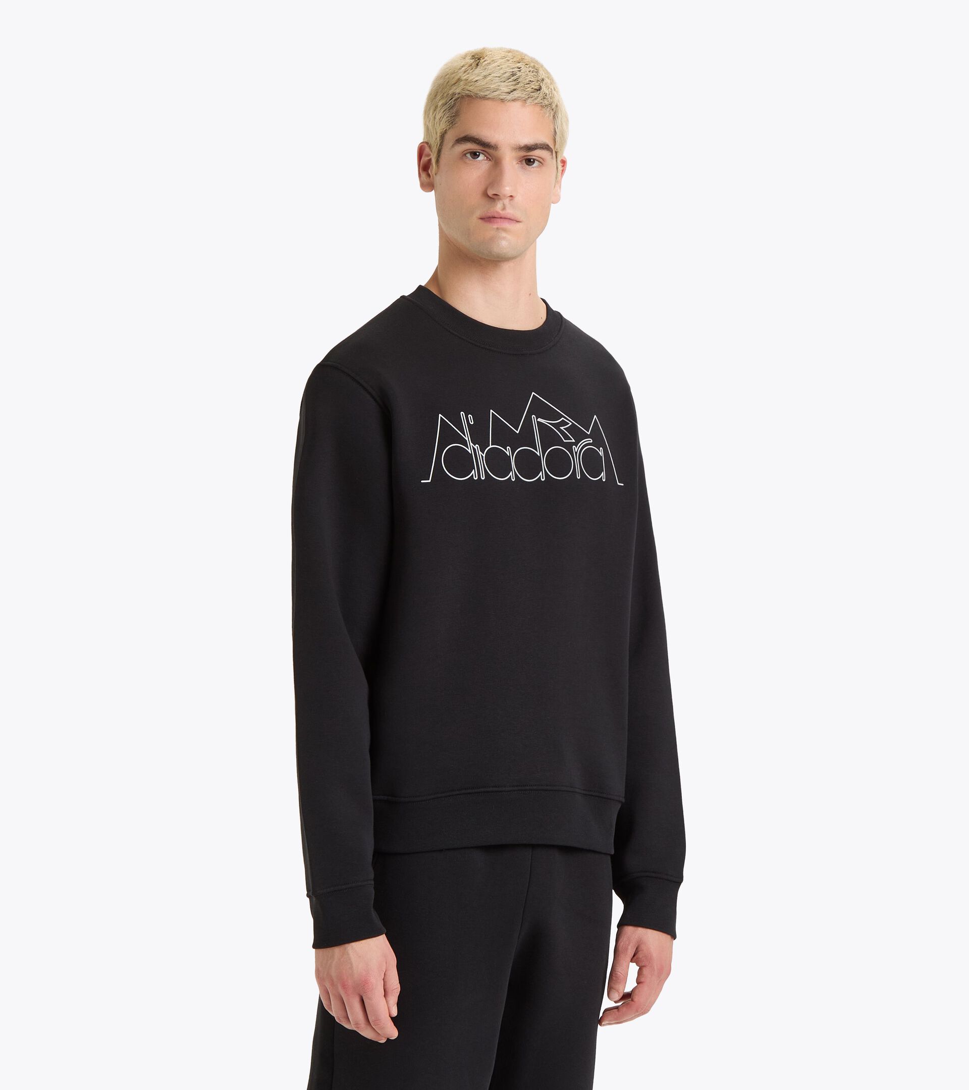 Sweat-shirt de sport - Genre neutre
 SWEATSHIRT CREW ROUTE NOIR - Diadora