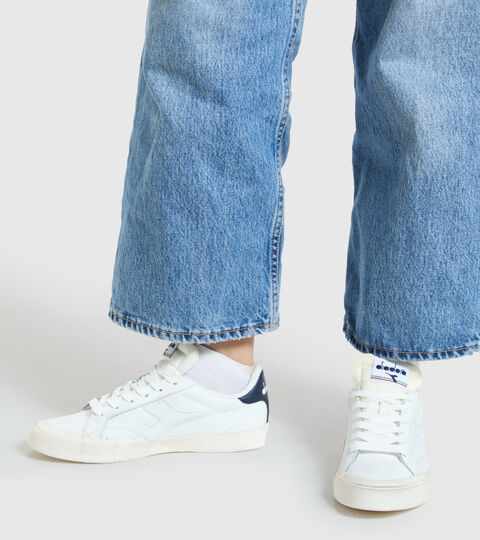 MELODY LEATHER DIRTY, BIANCO/BLU CORSARO Scarpa sportiva - Unisex MELODY LEATHER DIRTY BIANCO/BLU CORSARO - Diadora