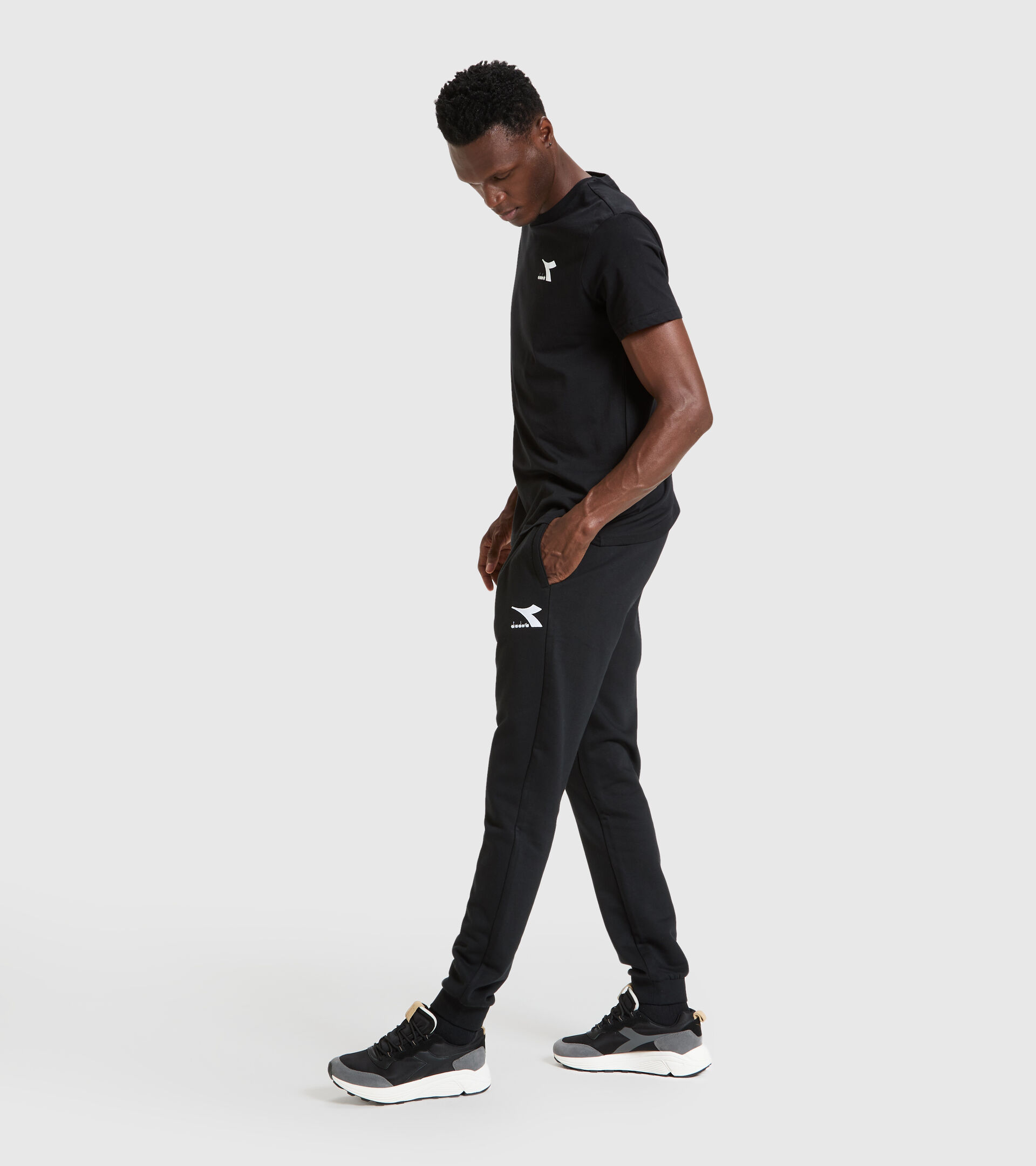 Pantalones deportivos - Hombre PANTS CUFF CORE NEGRO - Diadora