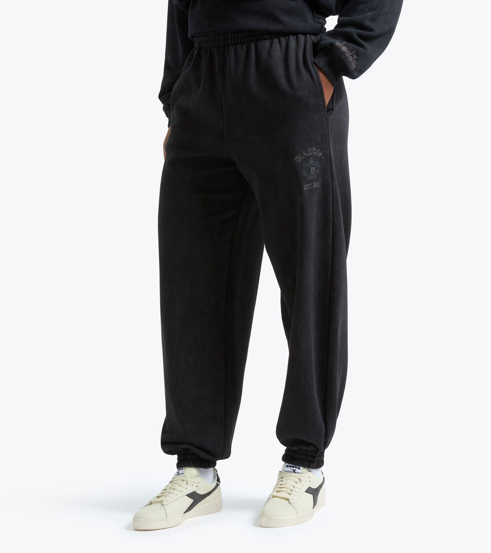 Trousers - Regular fit - Women's L. JOGGER PANTS AVENUE LAB BLACK COAL - Diadora