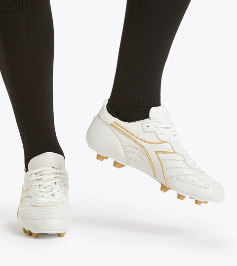 BRASIL ITALY OG LT+ MDPU, WHITE/GOLD Footwear Sport UOMO BRASIL ITALY OG LT+ MDPU WHITE/GOLD Diadora
