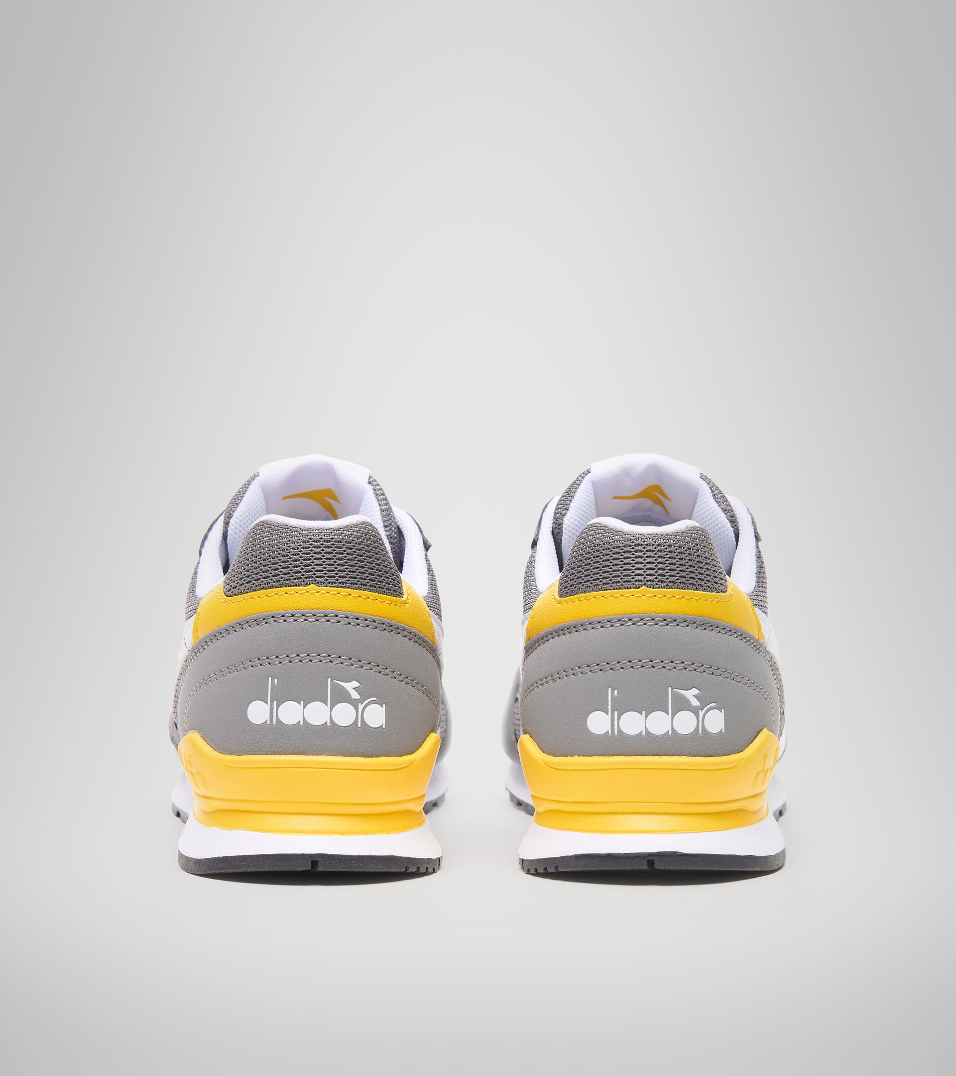 Zapatilla deportiva - Niños 8-16 años N.92 GS GRIGIO GHIACCIO/BIANCO - Diadora