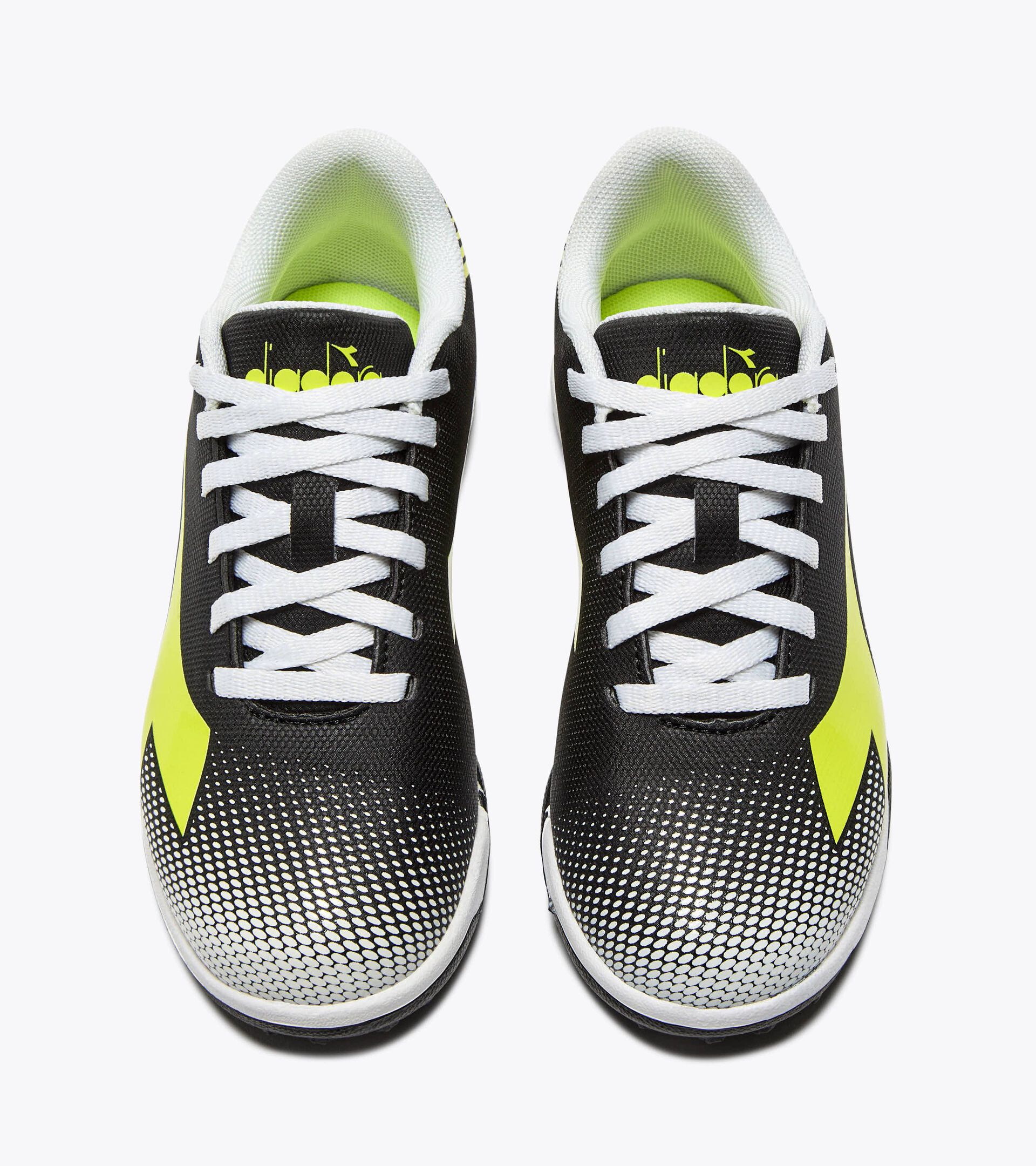 Calcio boots for synthetic grounds - Junior
 PICHICHI 8 TF JR BLACK/FLUO YELLOW DIADORA - Diadora