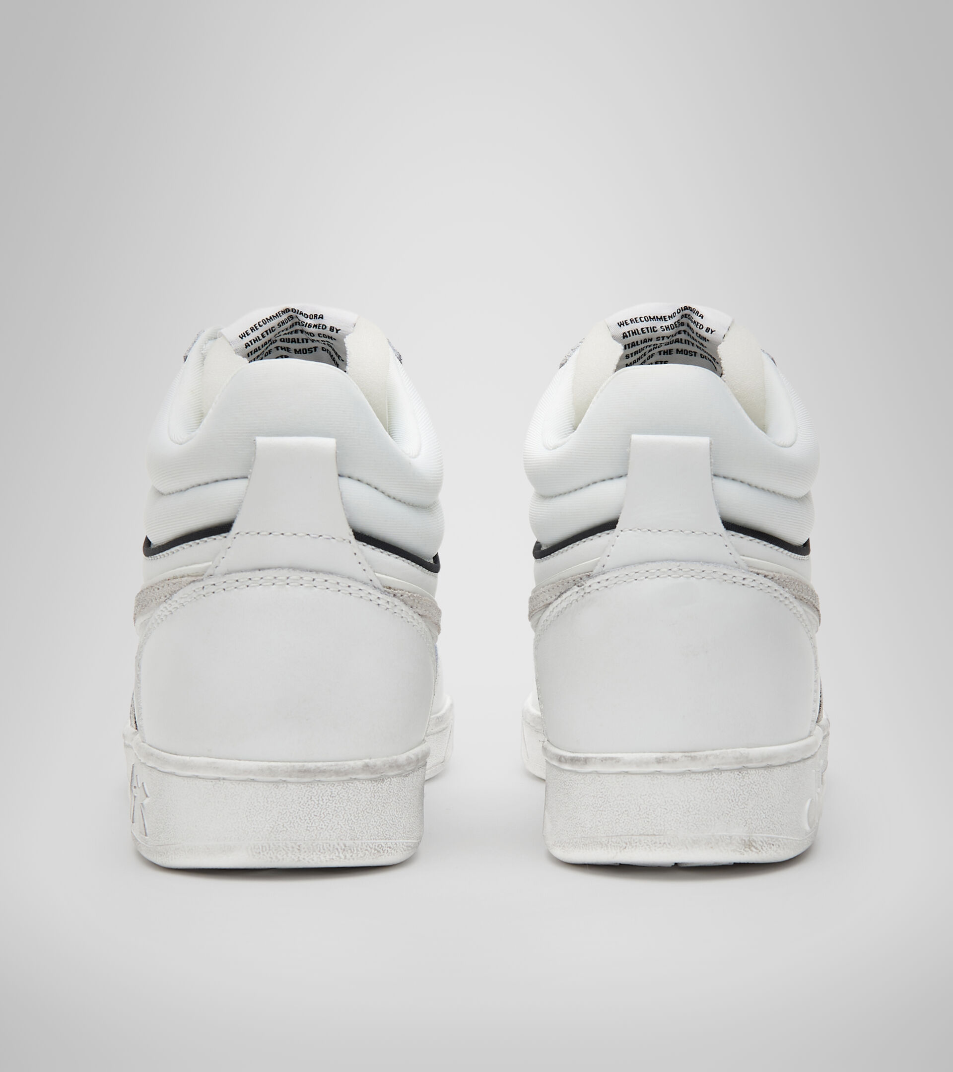 Sports shoe - Unisex MAGIC BASKET DEMI CUT ICONA LEATHER WHITE - Diadora