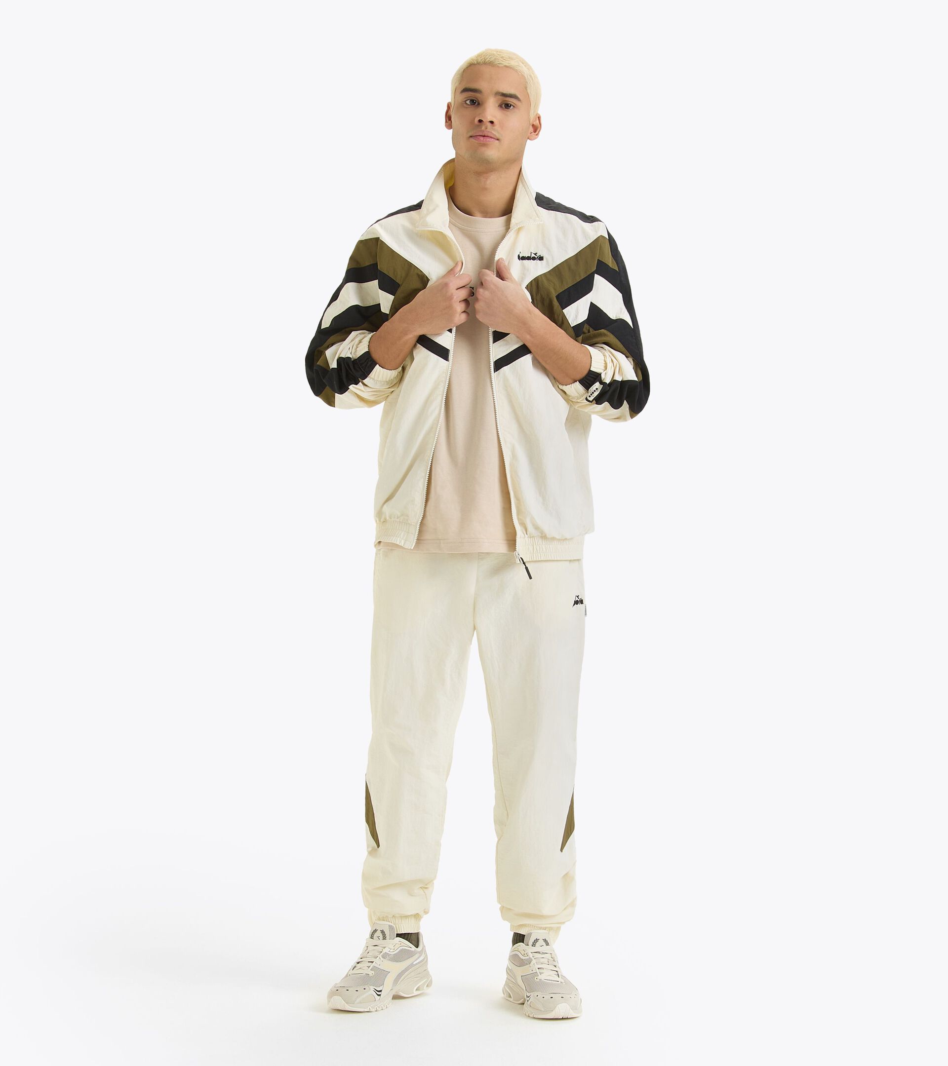 Sporthose - made in Italy - genderneutral TRACK PANTS LEGACY WISPERN WEISS - Diadora