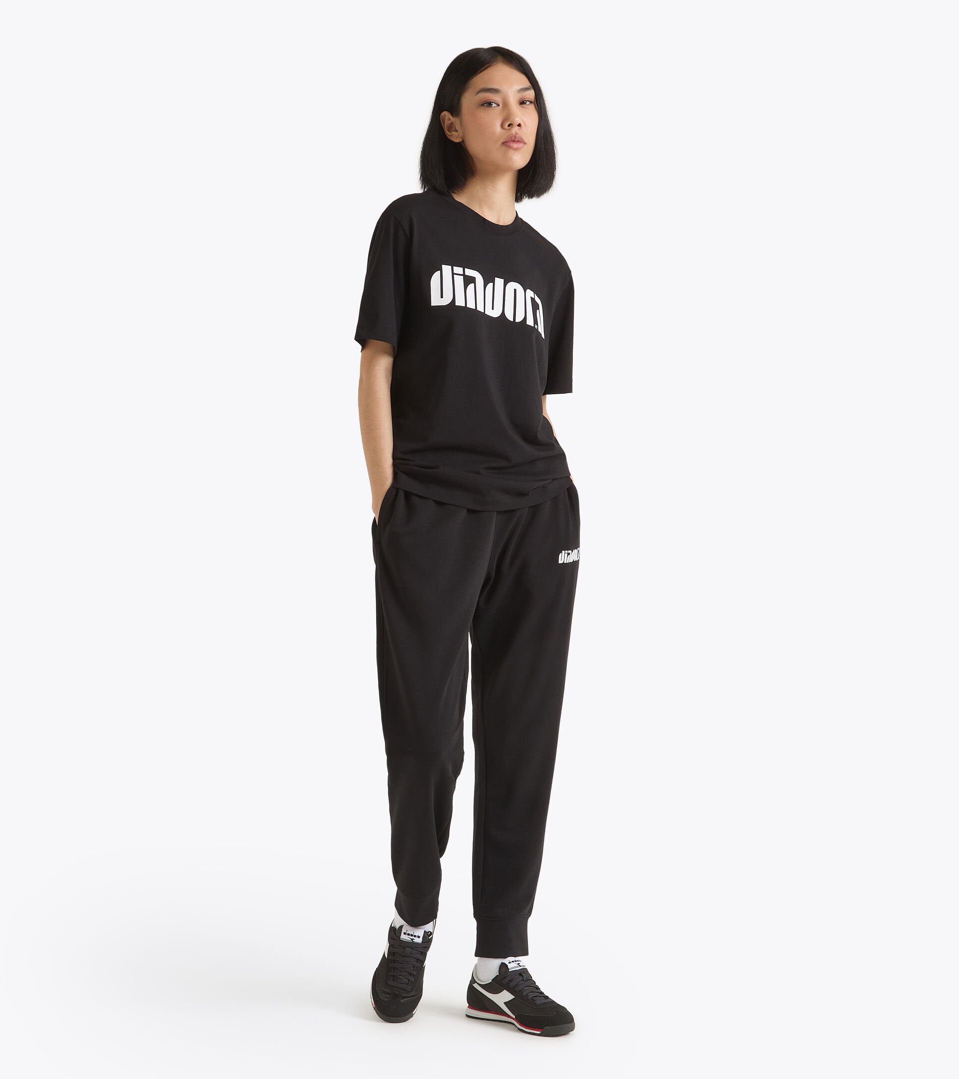 T-shirt - All-gender T-SHIRT SS ATHL. LOGO BLACK - Diadora