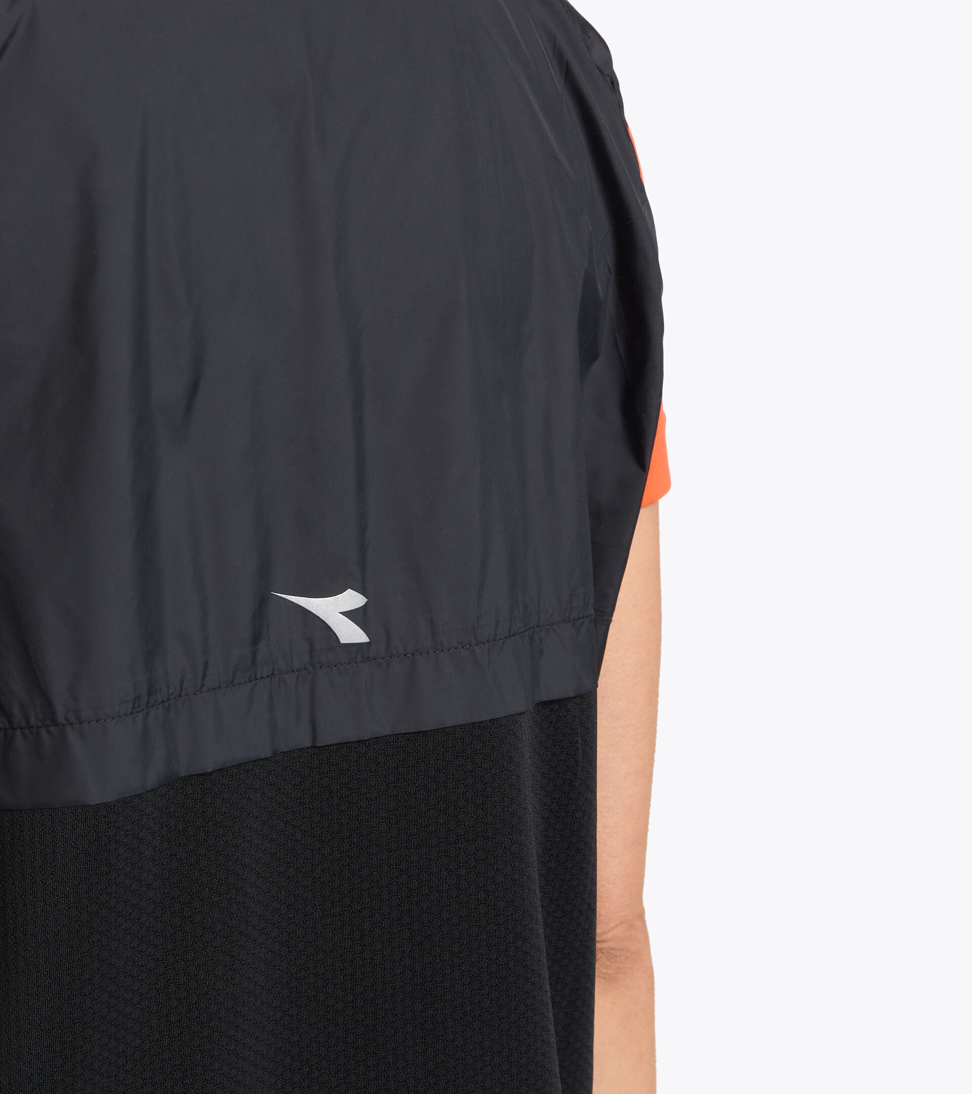 Running vest - Women L. PACKABLE VEST BLACK - Diadora