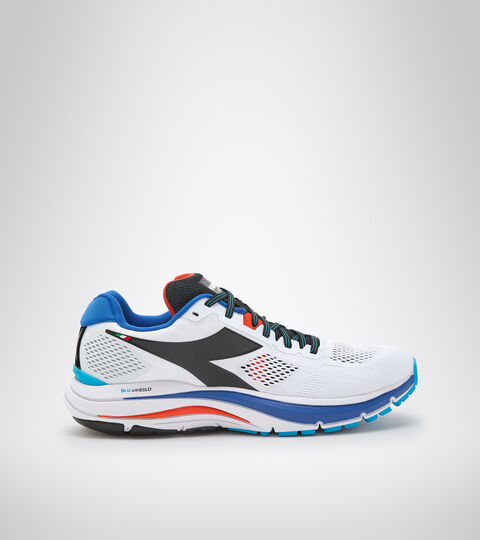 Running shoes - Men MYTHOS BLUSHIELD 7 VORTICE WHITE/BLACK/TURKISH SEA - Diadora