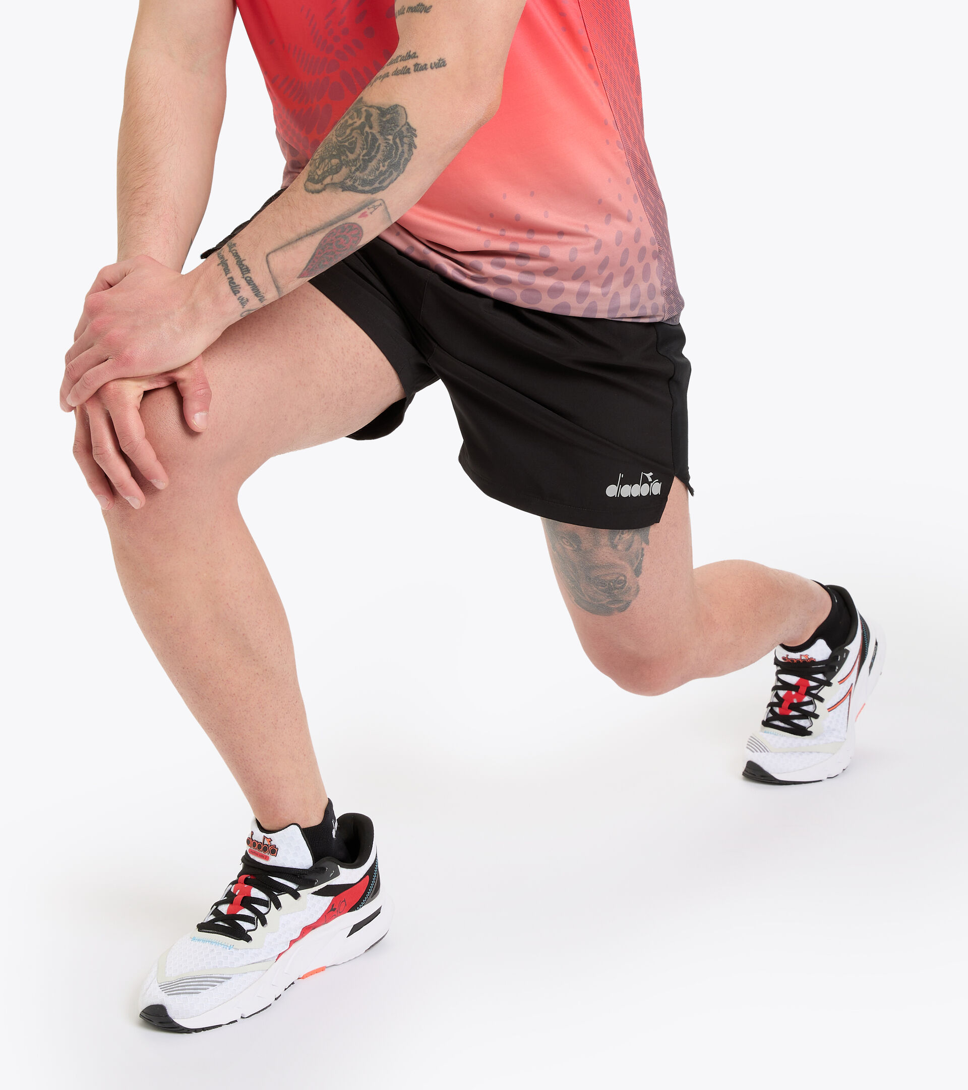 Running shorts - Men  MICROFIBER SHORTS 12,5 CM BLACK - Diadora