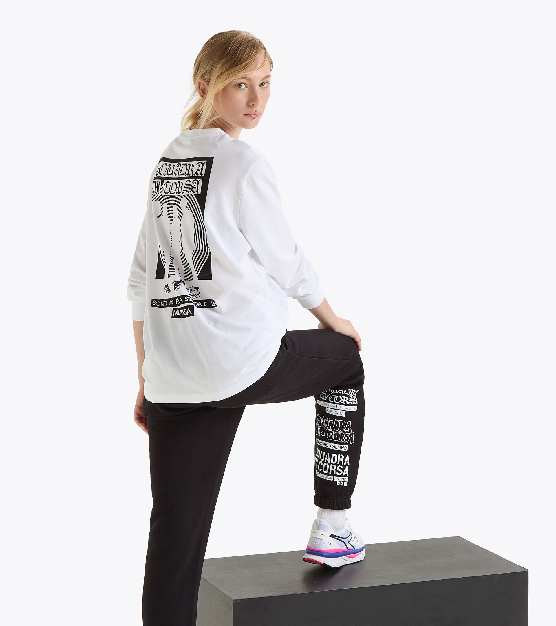 Squadra di Corsa aporty joggers - Comfort fit - Gender Neutral JOGGER PANTS SQUADRA DI CORSA BLACK - Diadora