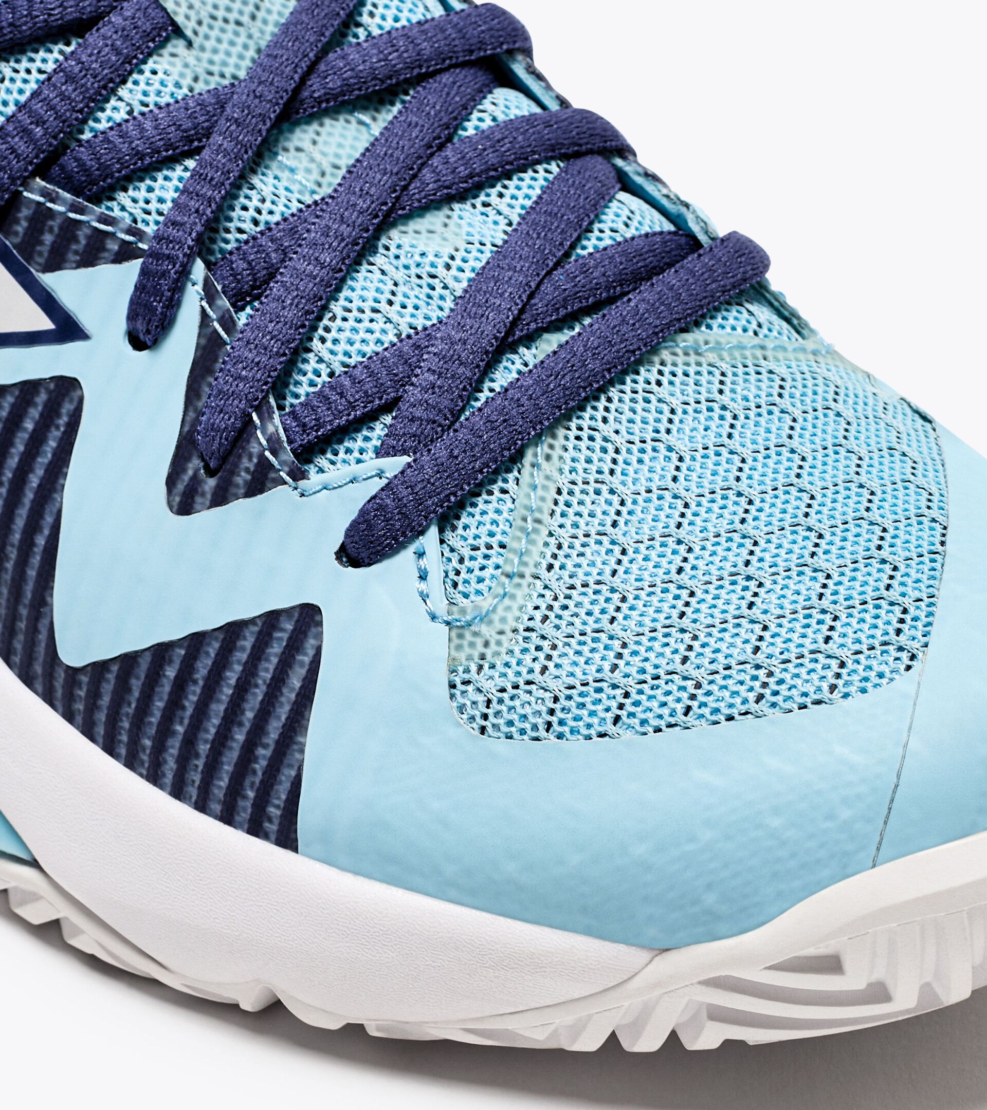 Tennis shoes for hard surfaces or clay courts - Women B.ICON 2 W AG BRIGHT BABY BLUE/WHITE - Diadora